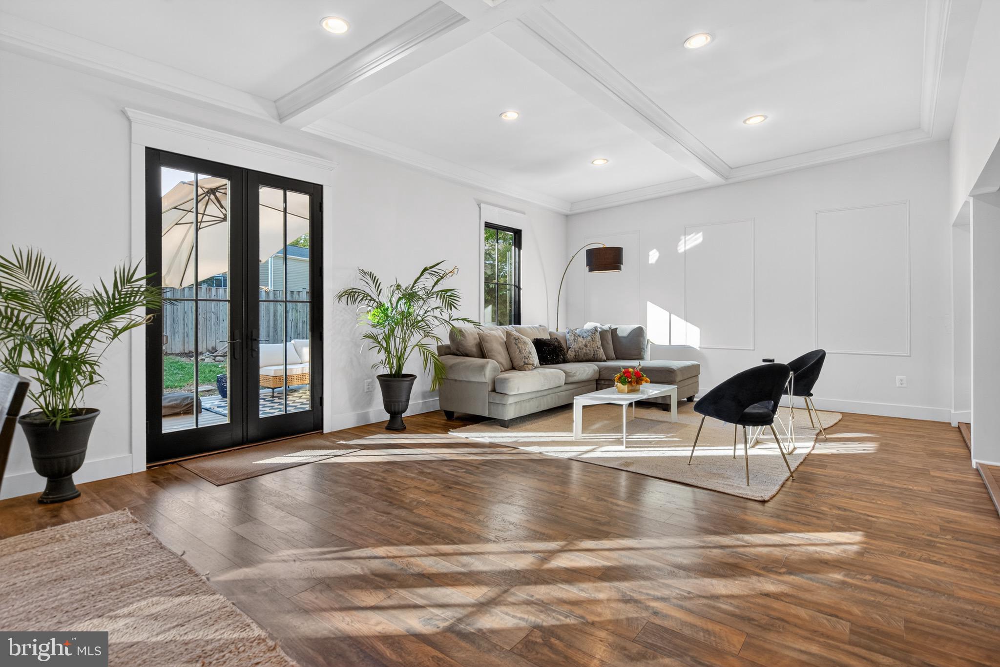 HIDDENBROOK - Residential