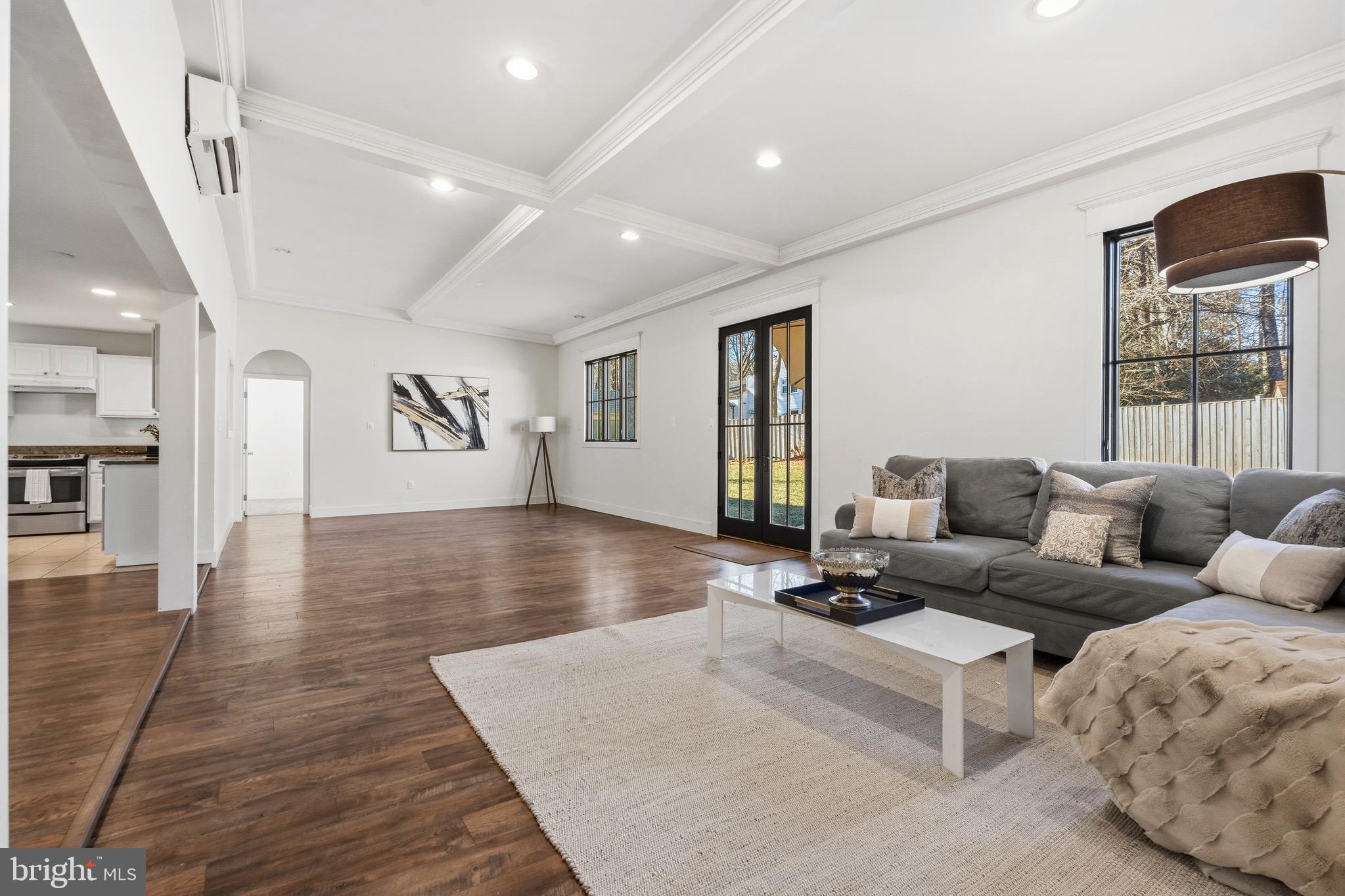 HIDDENBROOK - Residential