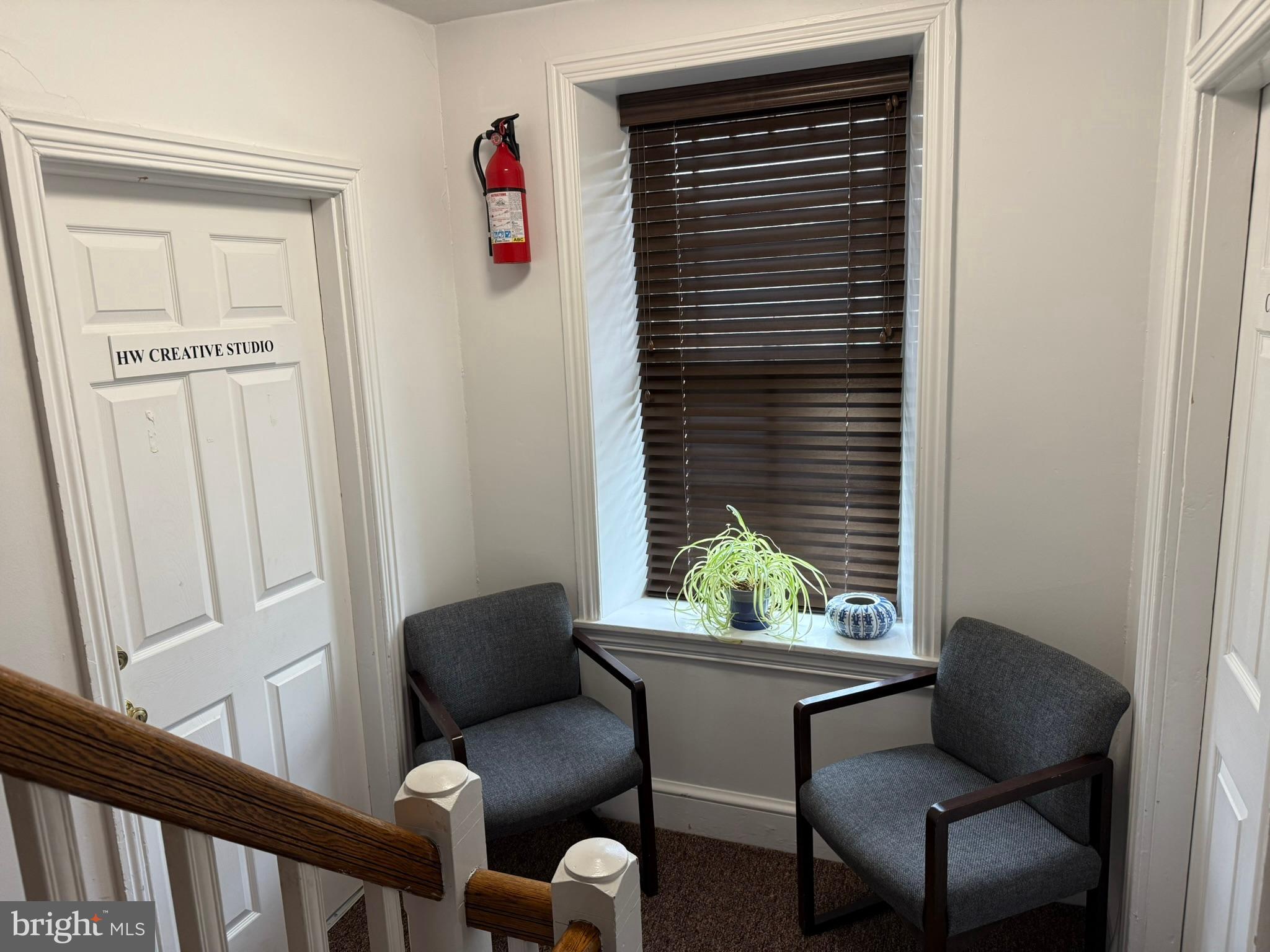 ERDENHEIM - Commercial Lease