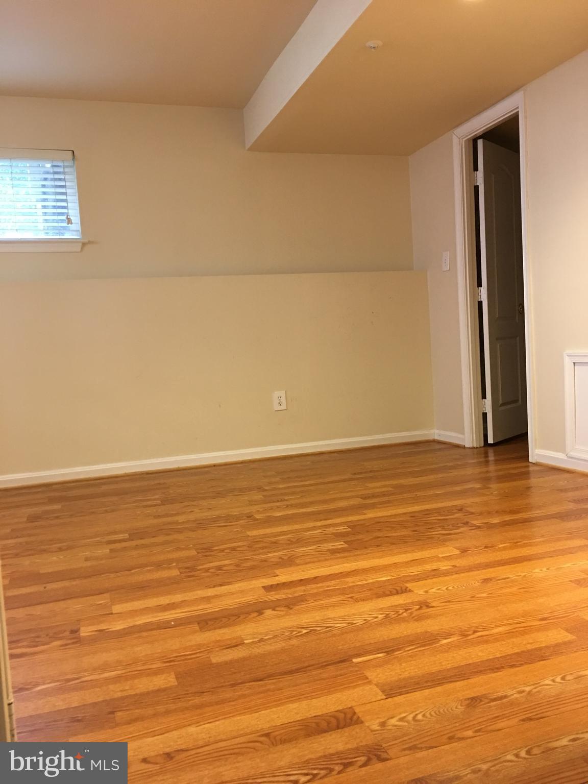 ROSE HILL FALLS - Residential