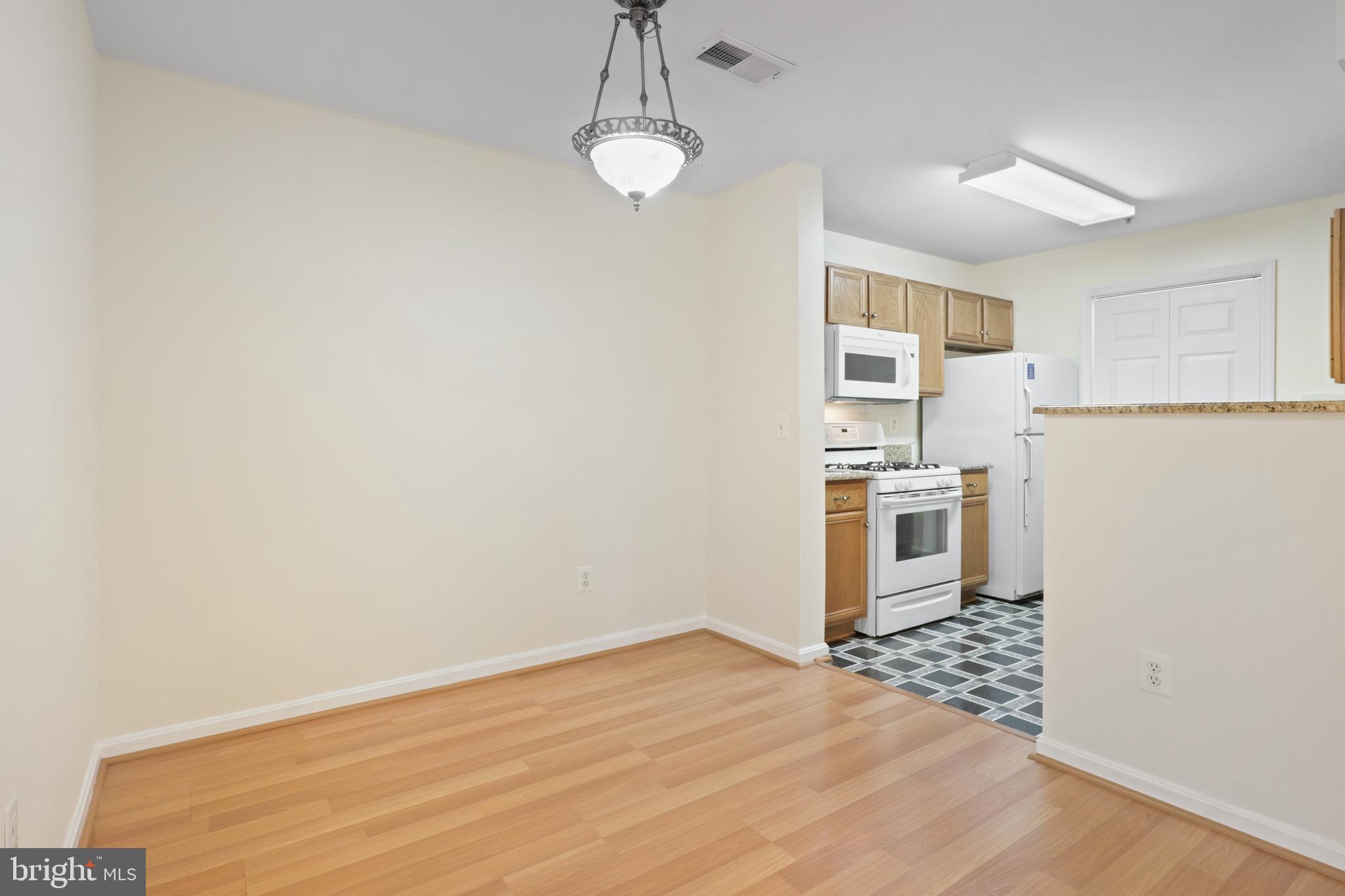 PROSPECT COVE AT LAKESID - Residential