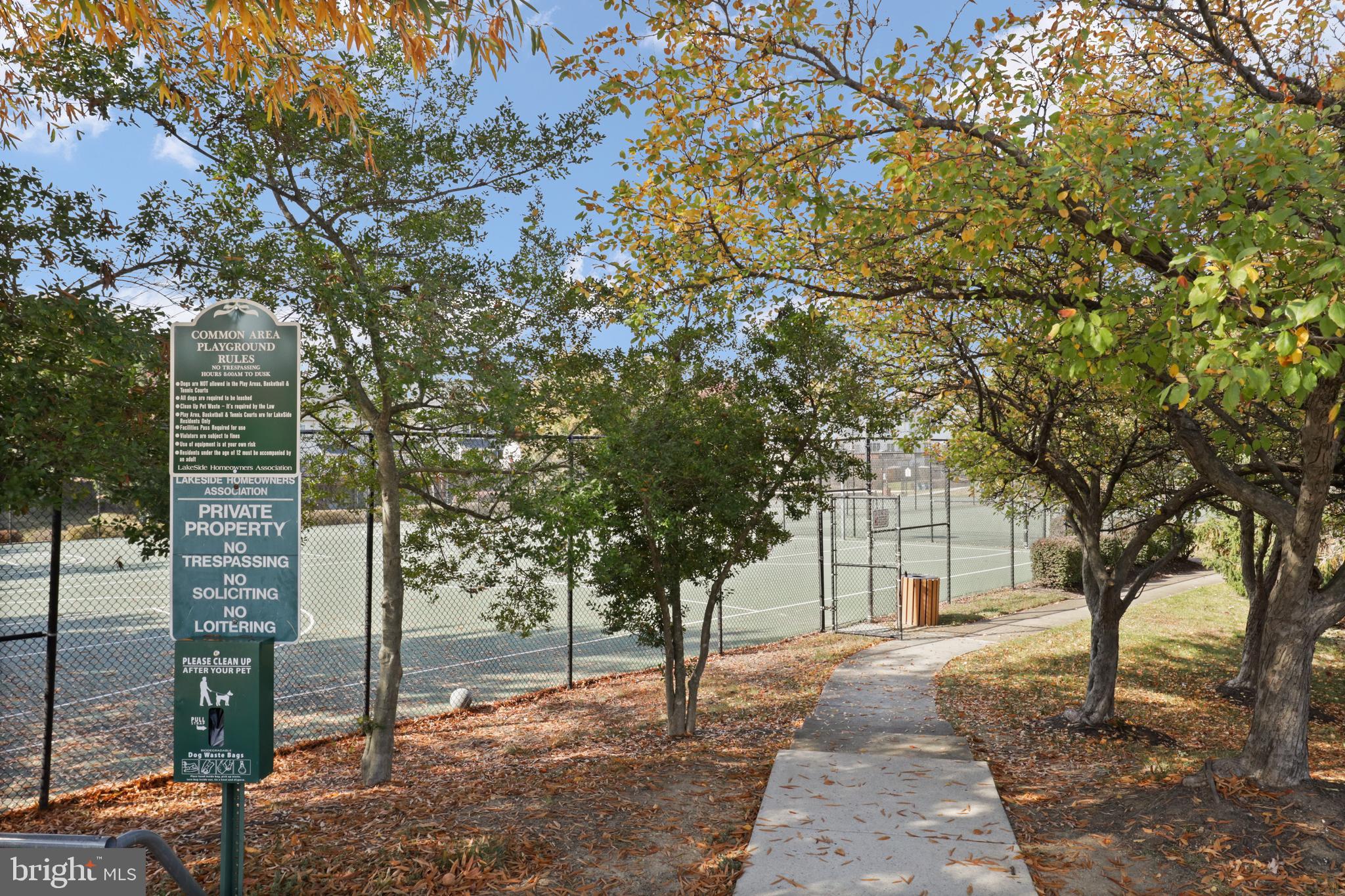 PROSPECT COVE AT LAKESID - Residential