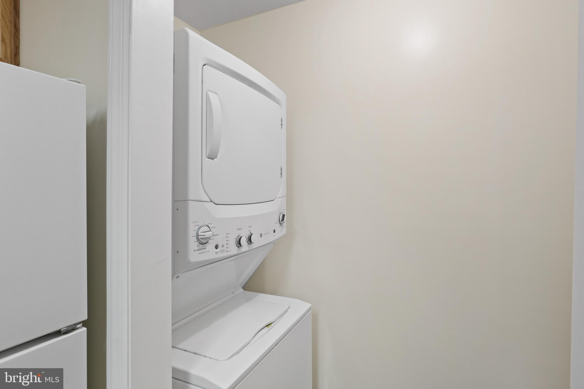 PROSPECT COVE AT LAKESID - Residential