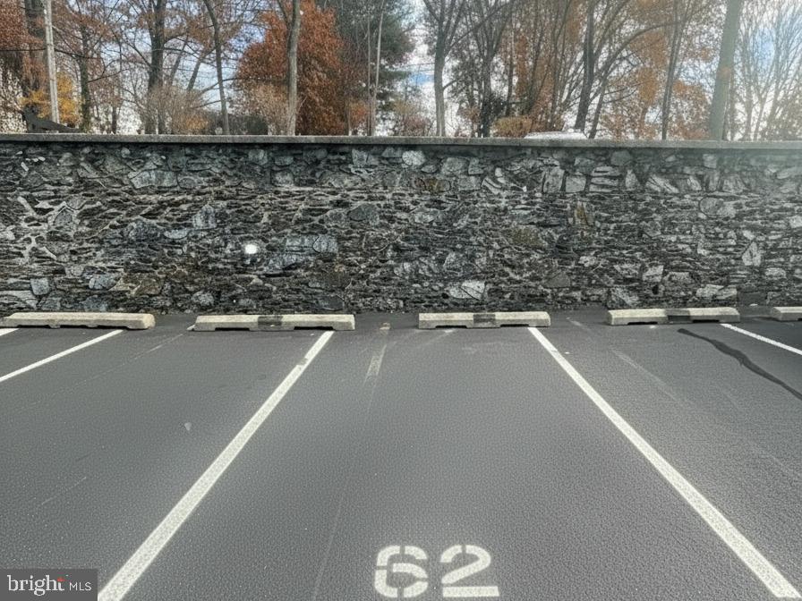 HICKORY HILL - Residential