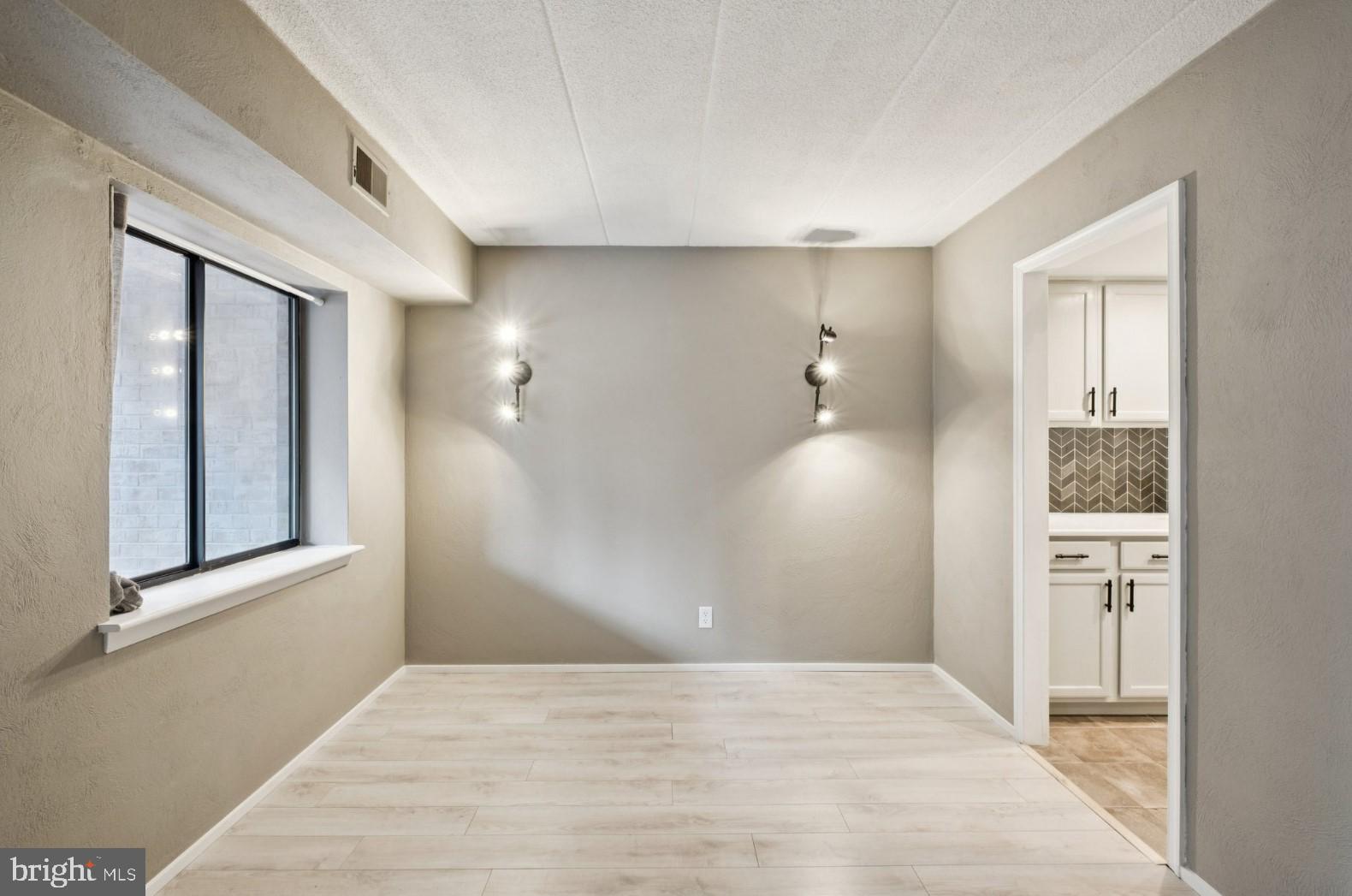 520 N LEMON STREET E8