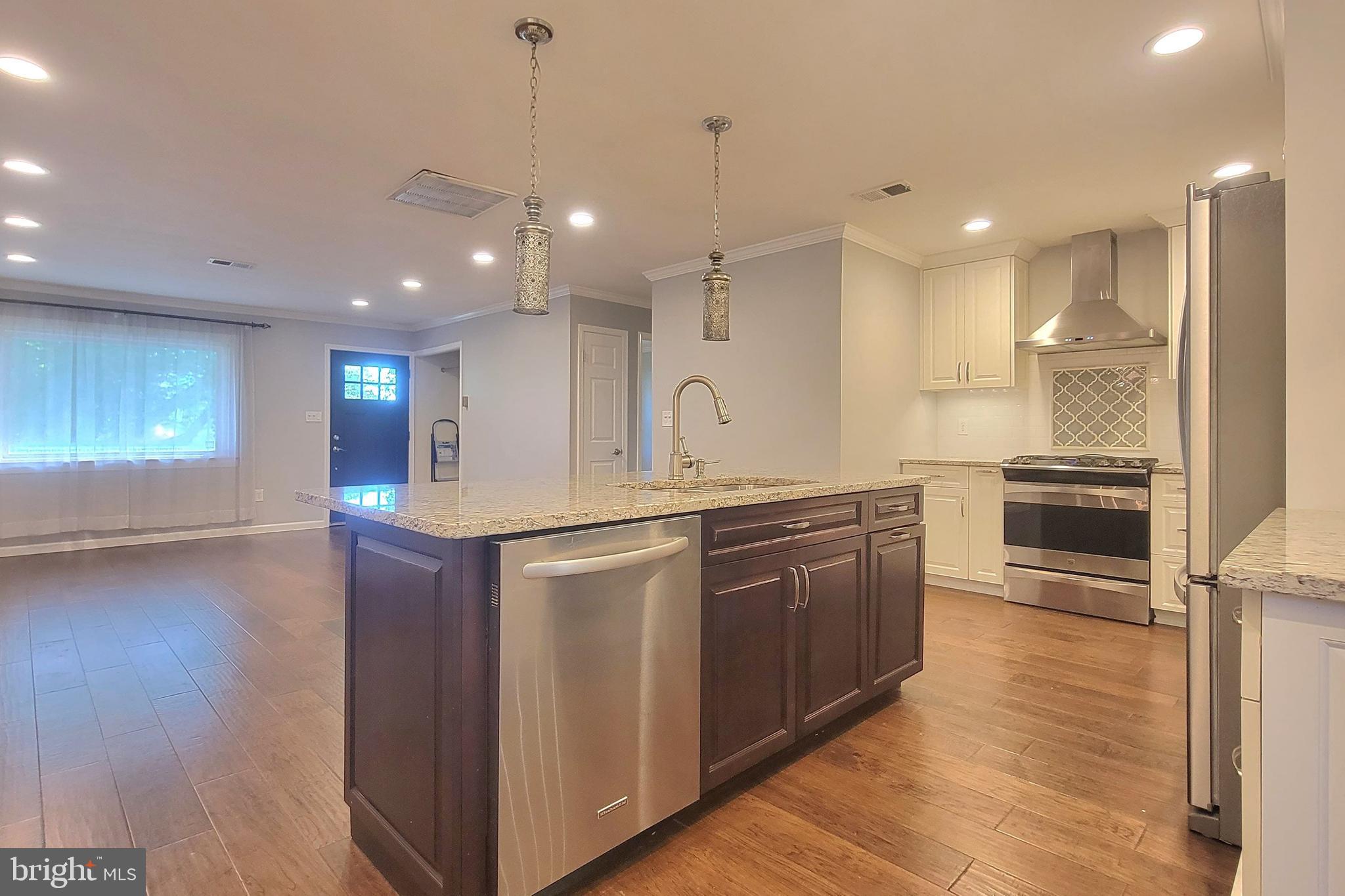 PARKLAWN - Residential Lease