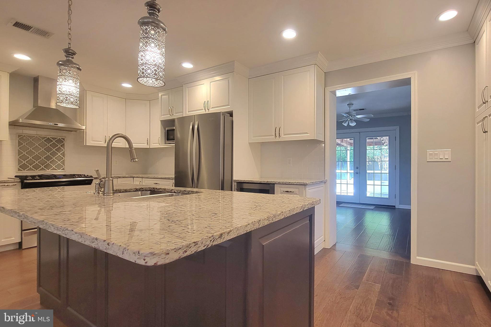 PARKLAWN - Residential Lease