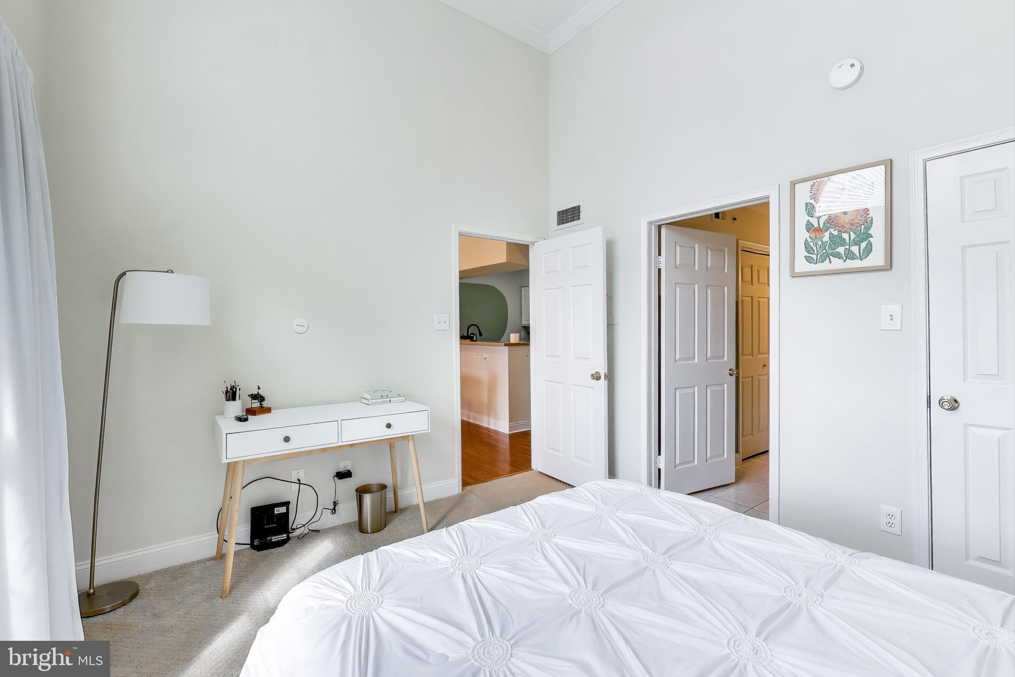 POINTE AT PARK CENTER - Residential Lease