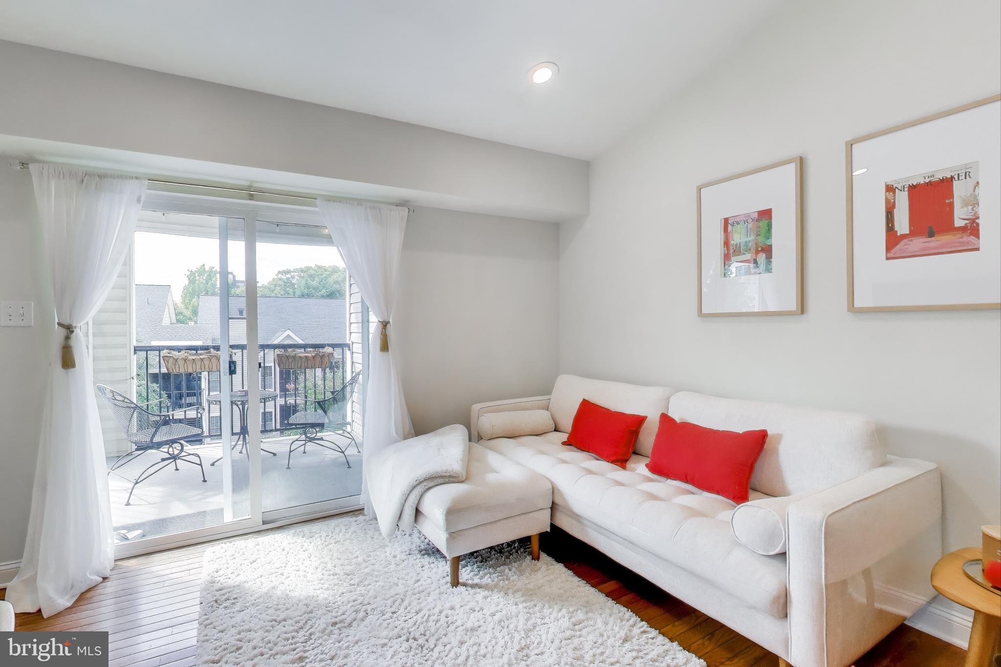 POINTE AT PARK CENTER - Residential Lease