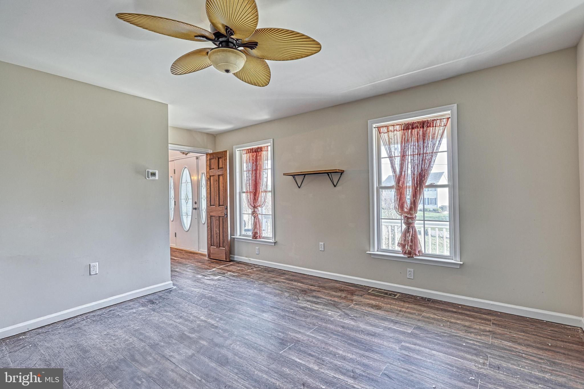 STOVERSTOWN VILLAGE - Residential