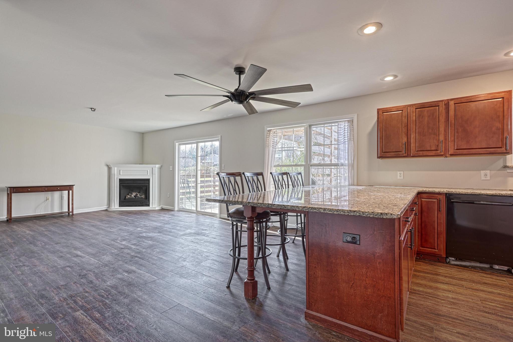 STOVERSTOWN VILLAGE - Residential