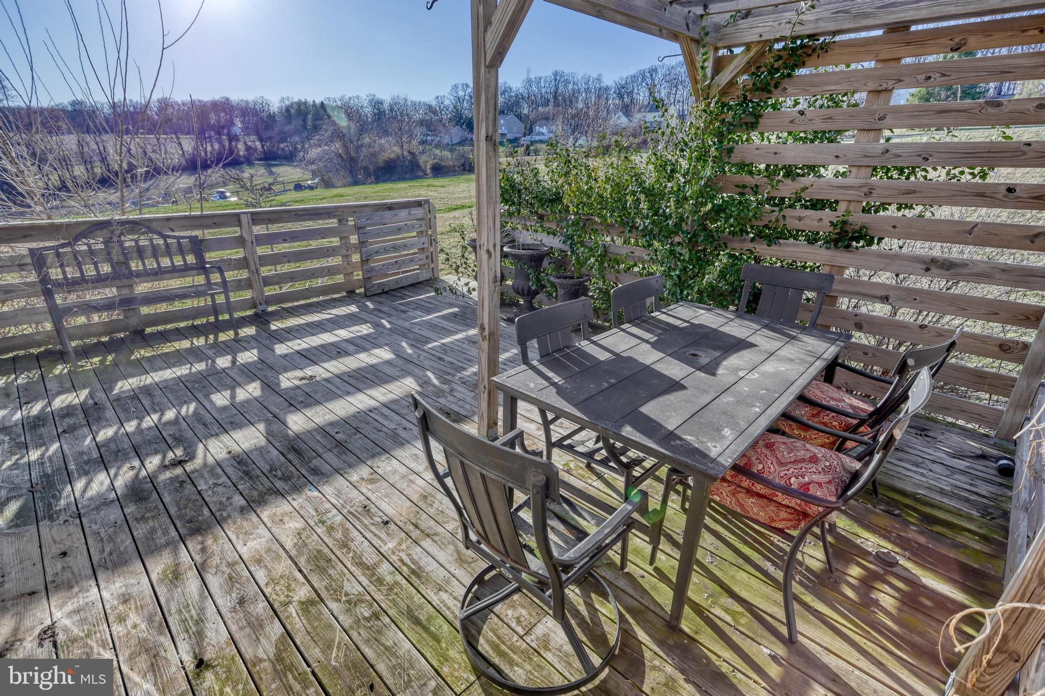 STOVERSTOWN VILLAGE - Residential