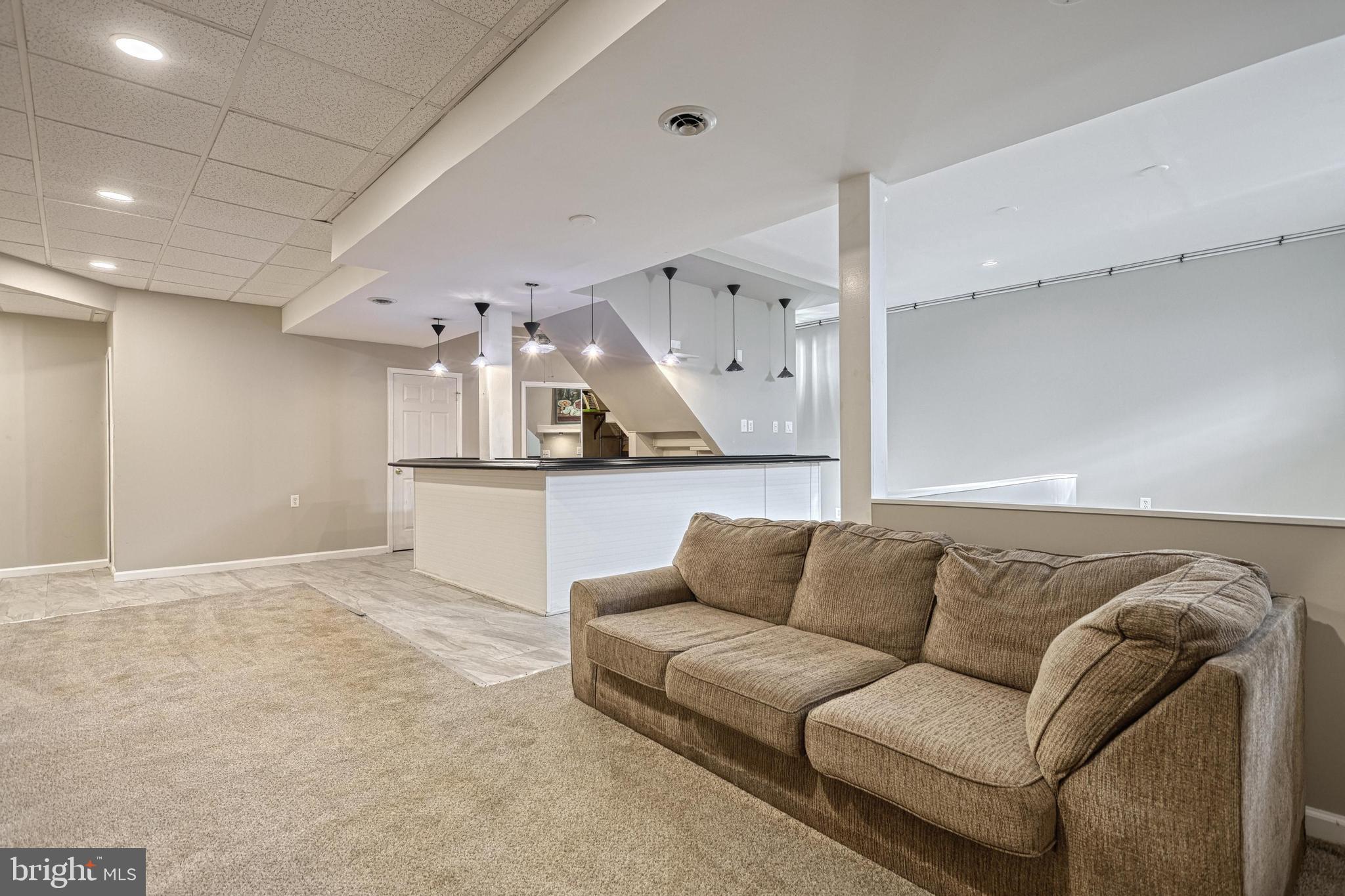 STOVERSTOWN VILLAGE - Residential