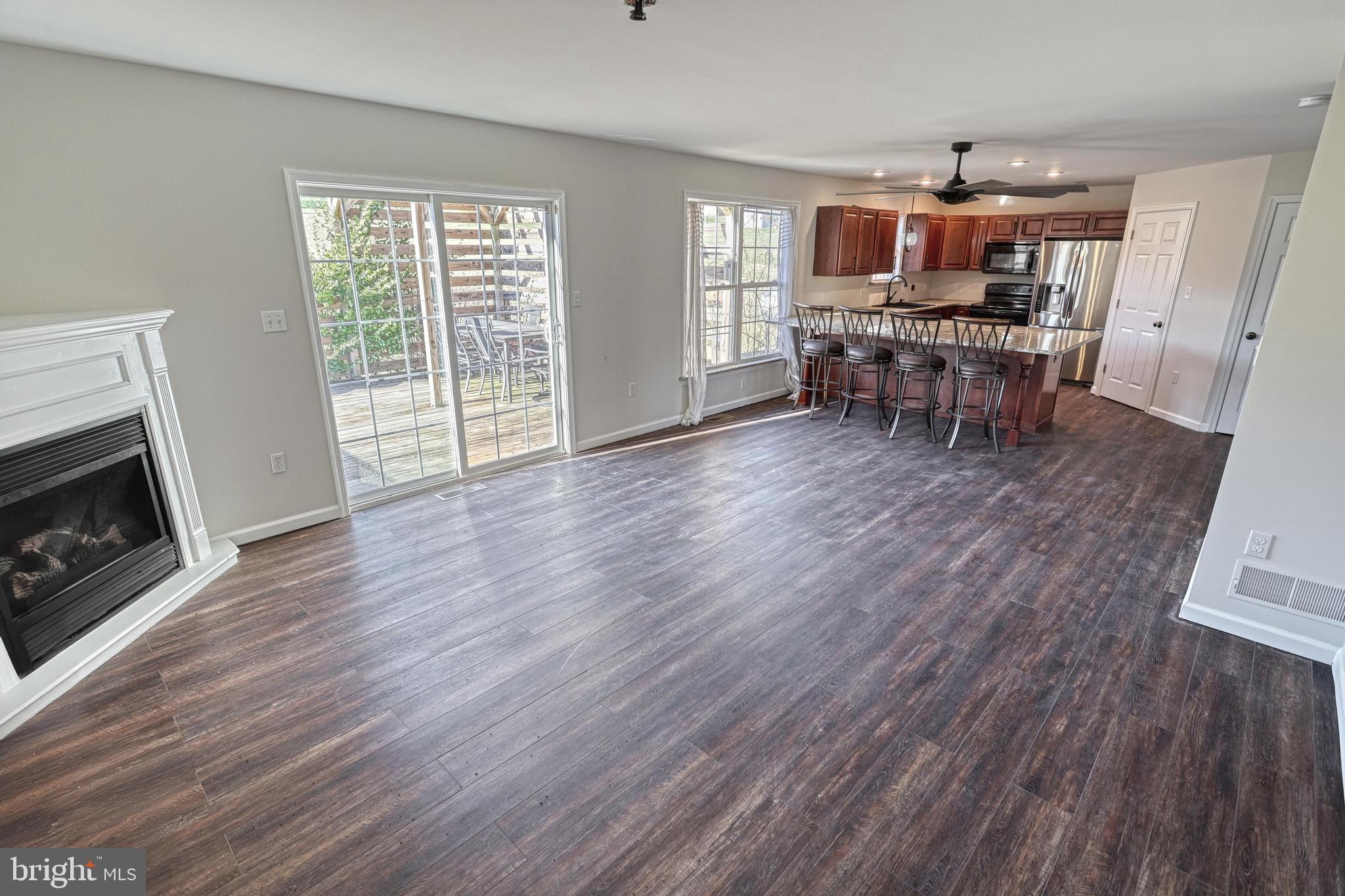 STOVERSTOWN VILLAGE - Residential