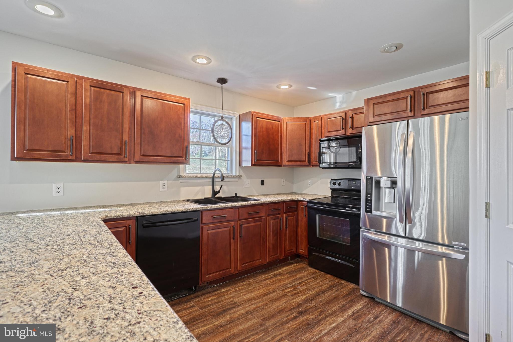 STOVERSTOWN VILLAGE - Residential