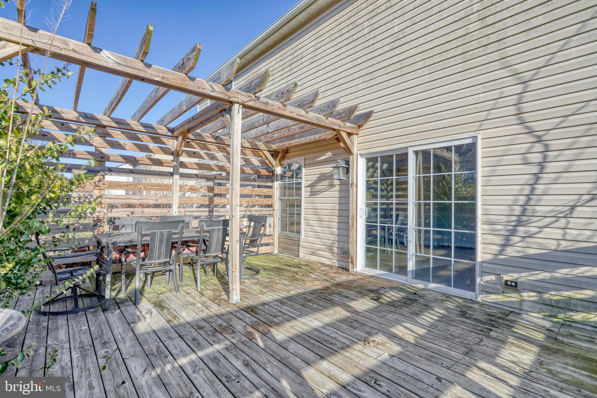 STOVERSTOWN VILLAGE - Residential