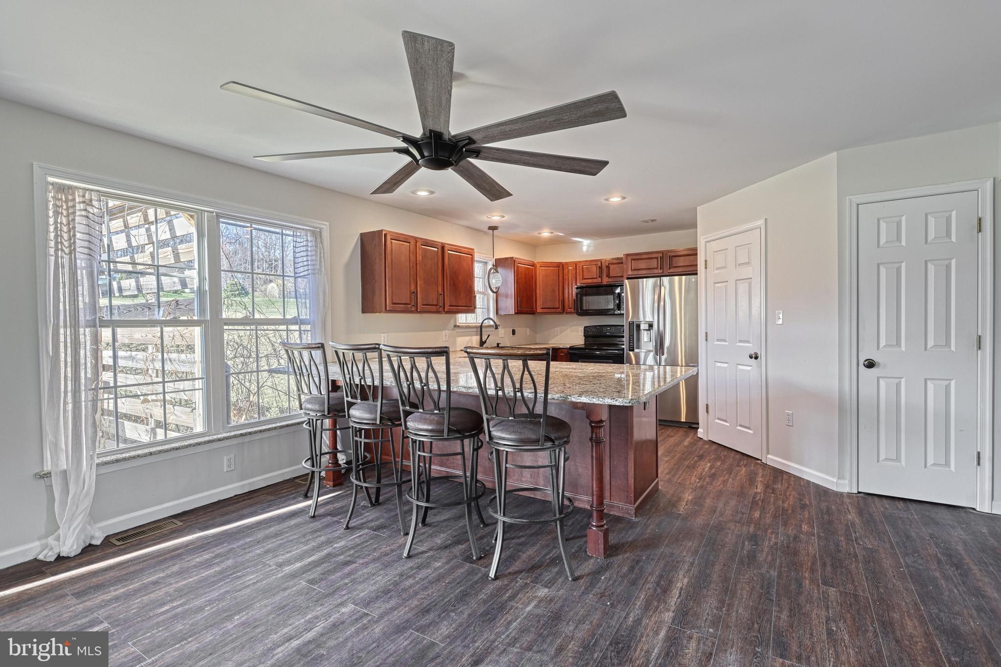 STOVERSTOWN VILLAGE - Residential