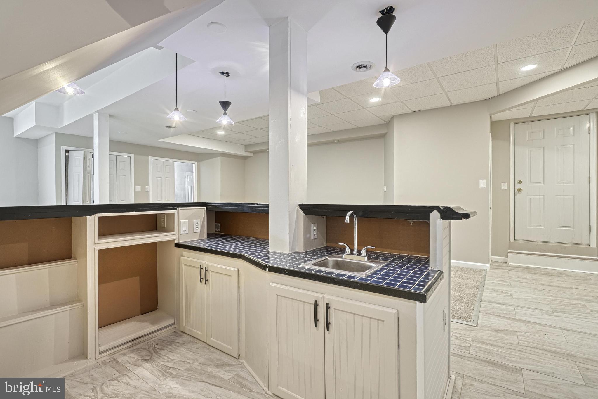 STOVERSTOWN VILLAGE - Residential