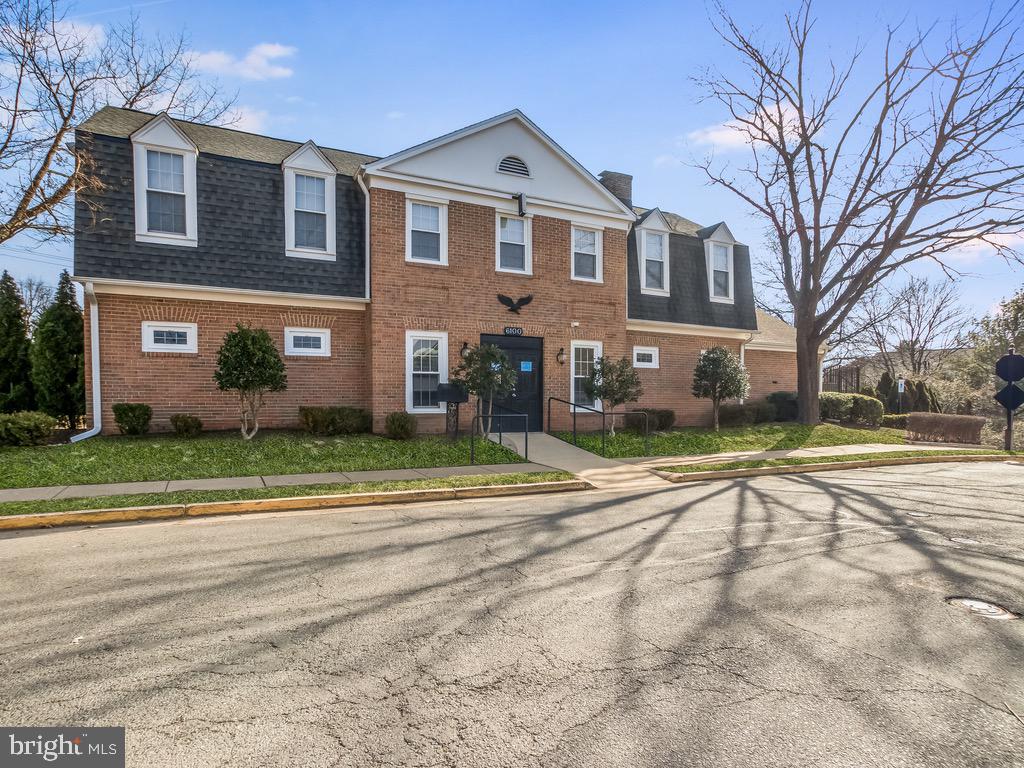 THE MEADOWS - Residential