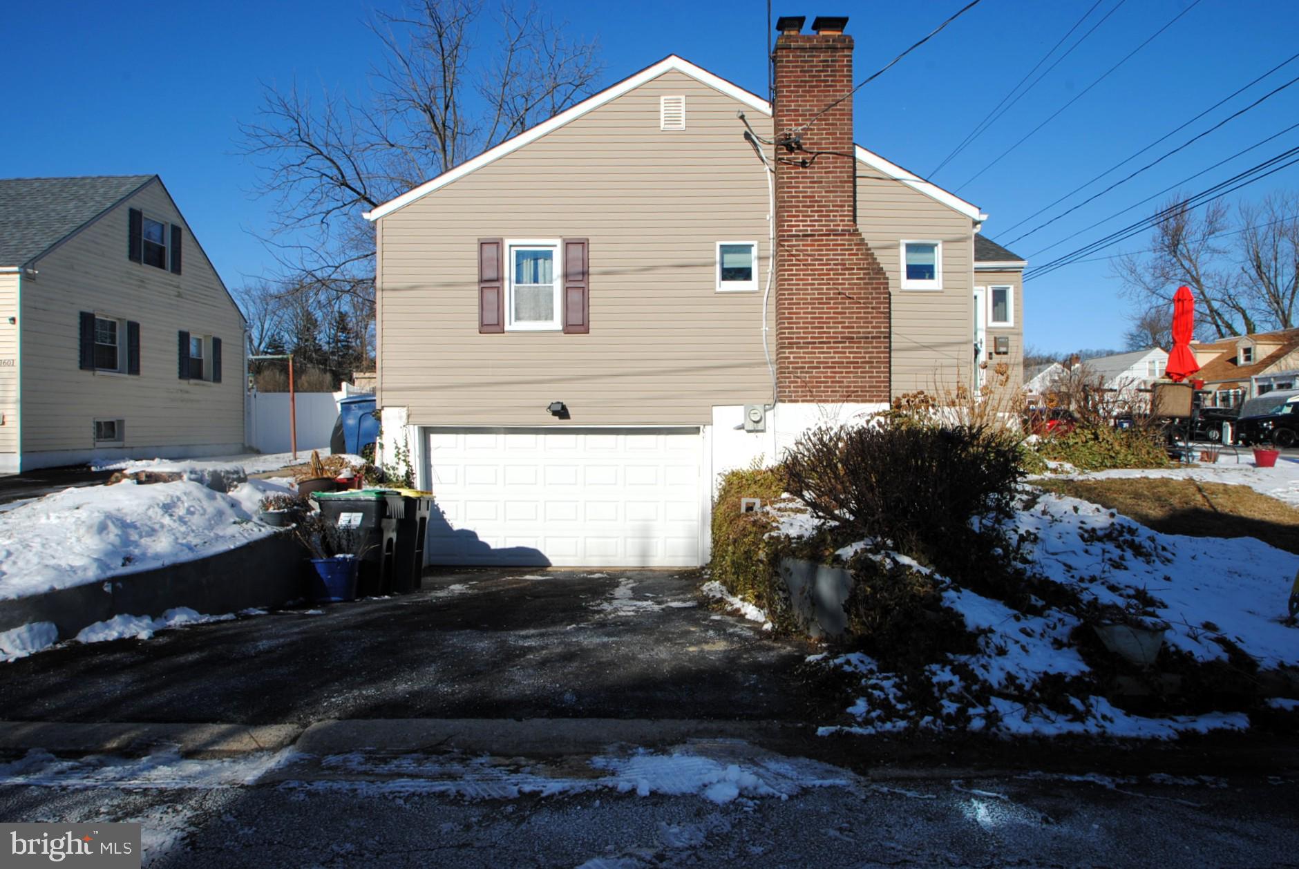 400 W HOLLY OAK ROAD