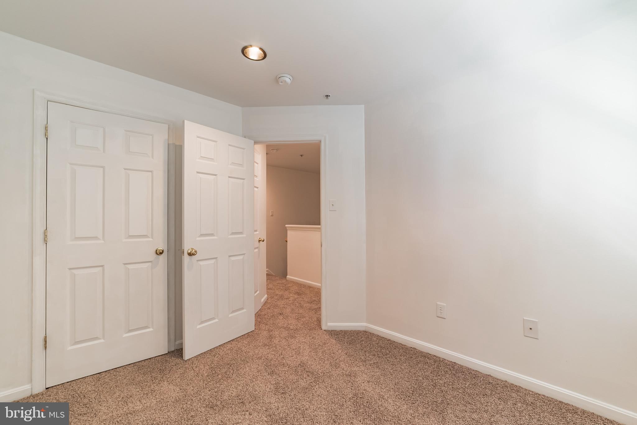 WINTERS RUN MANOR - Residential