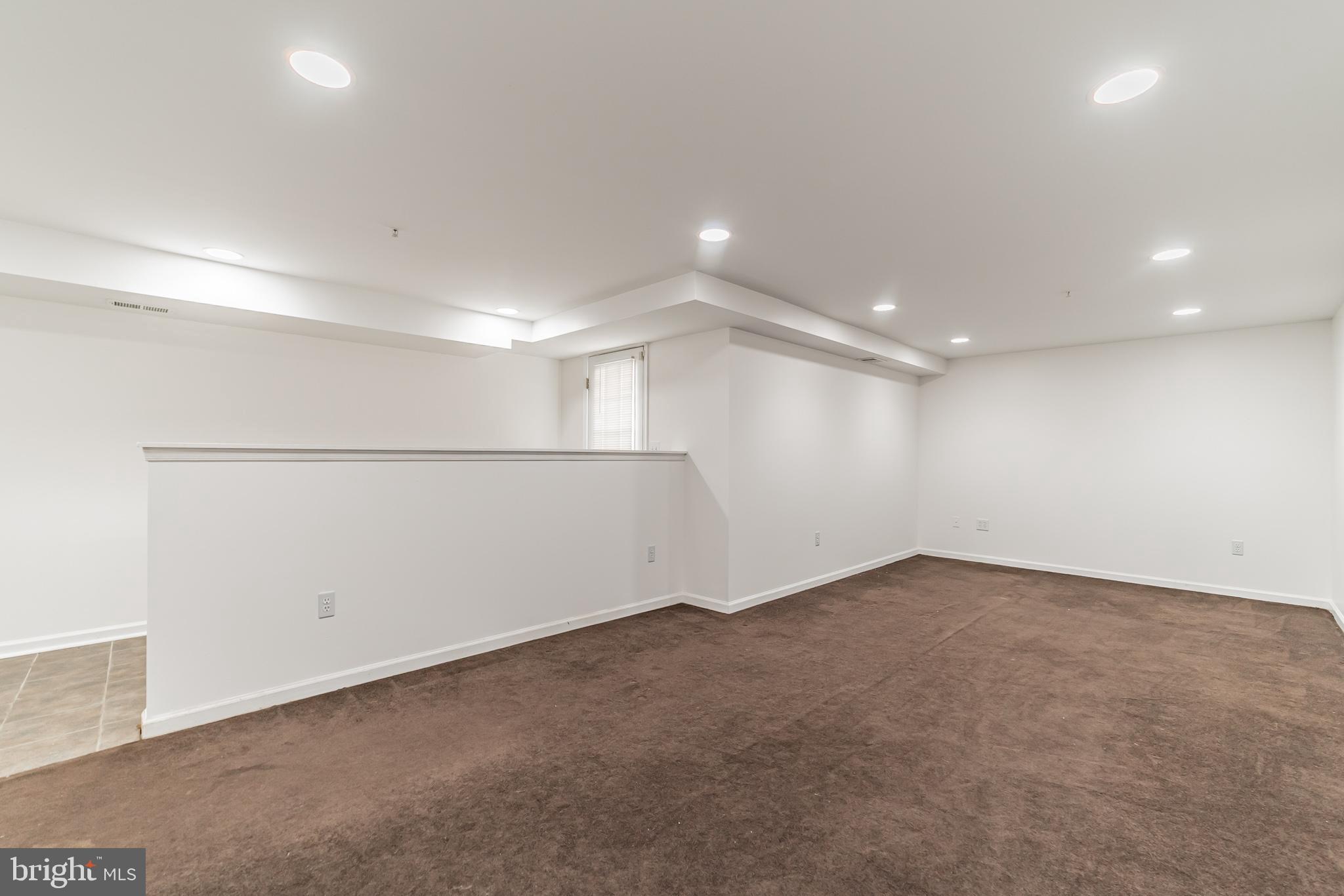 WINTERS RUN MANOR - Residential