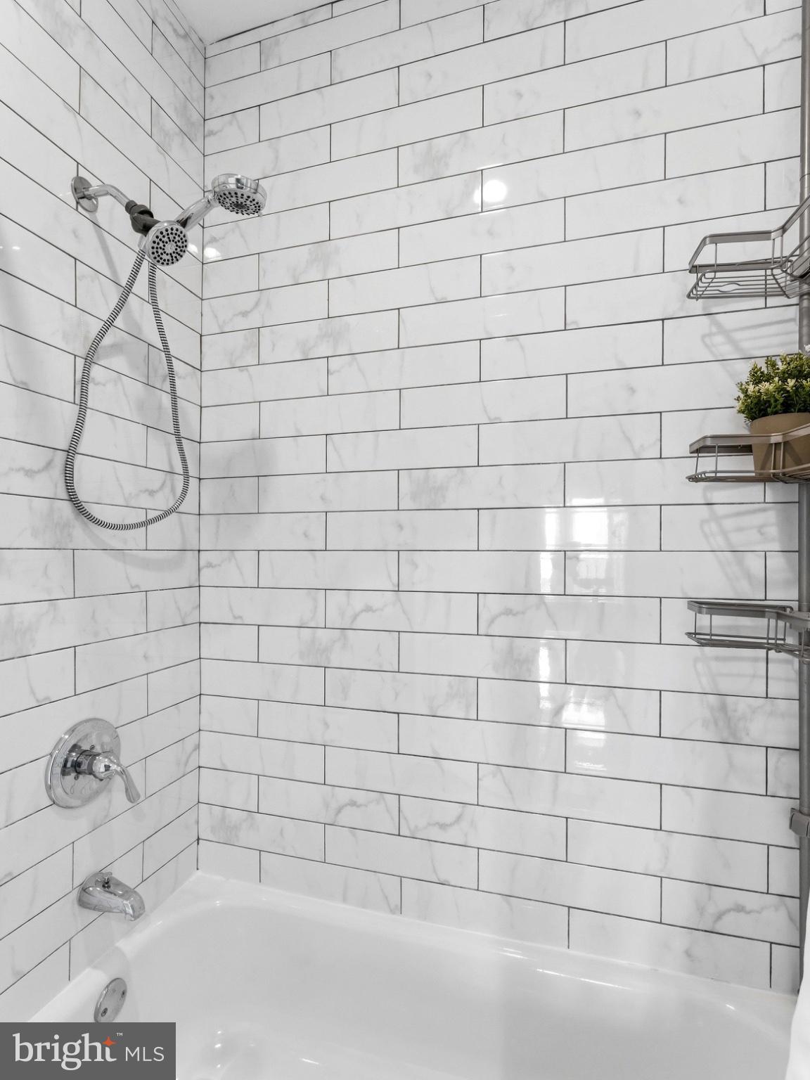 COBBS CREEK - Residential