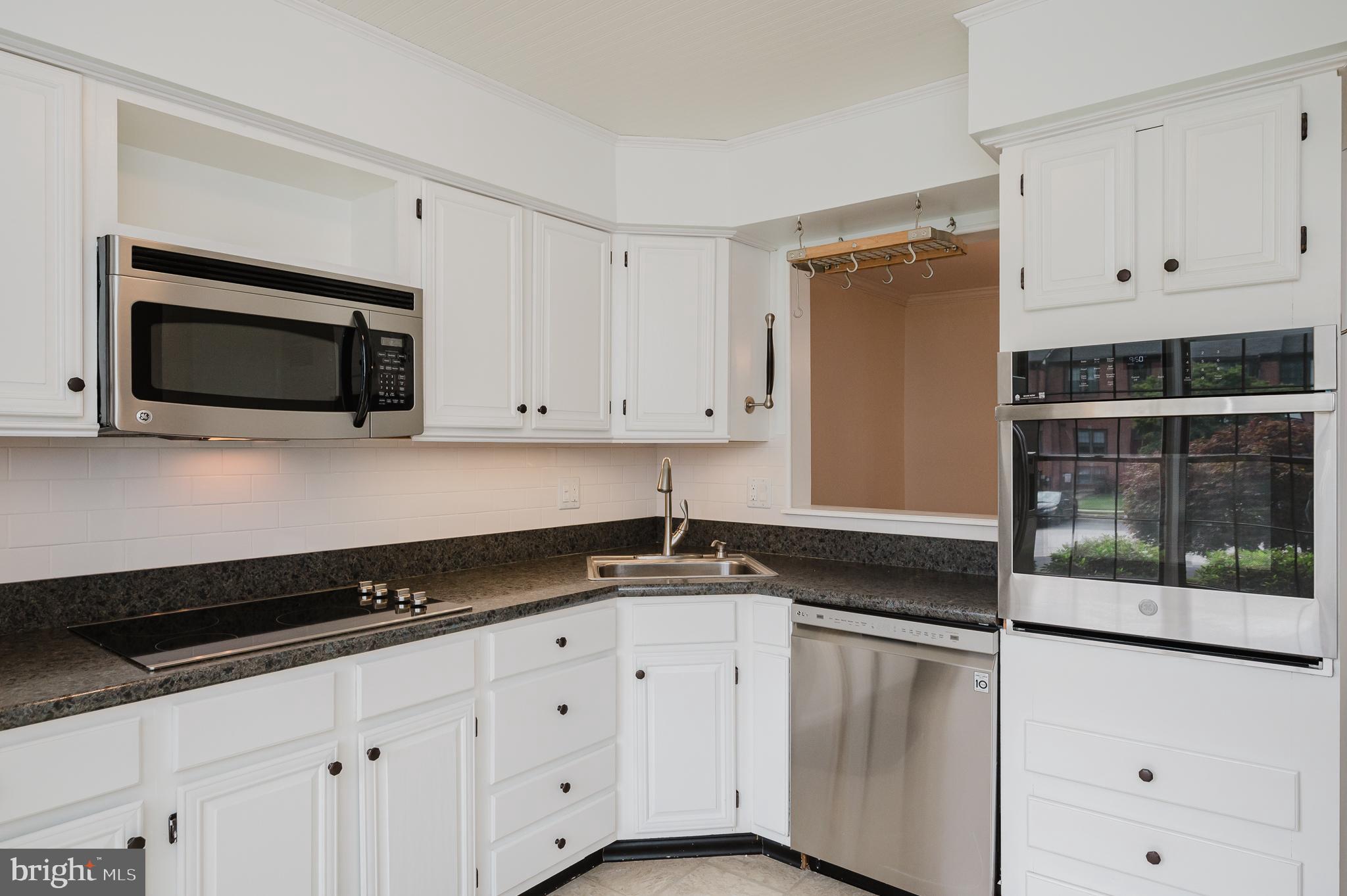 COPPERFIELD AT FIVE FRM - Residential Lease