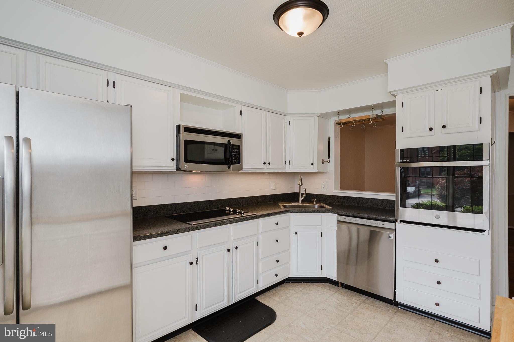 COPPERFIELD AT FIVE FRM - Residential Lease