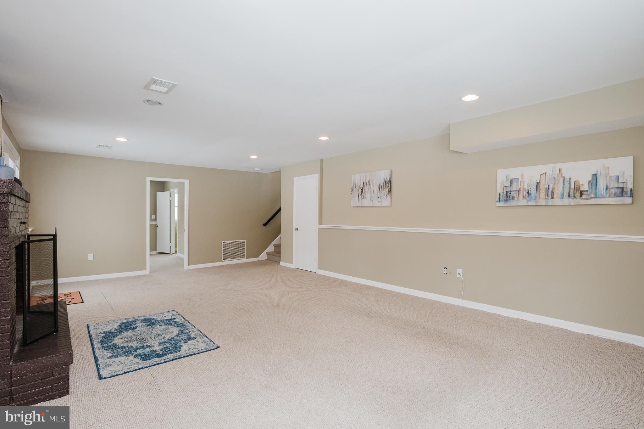 OLD COURT ESTATES - Residential