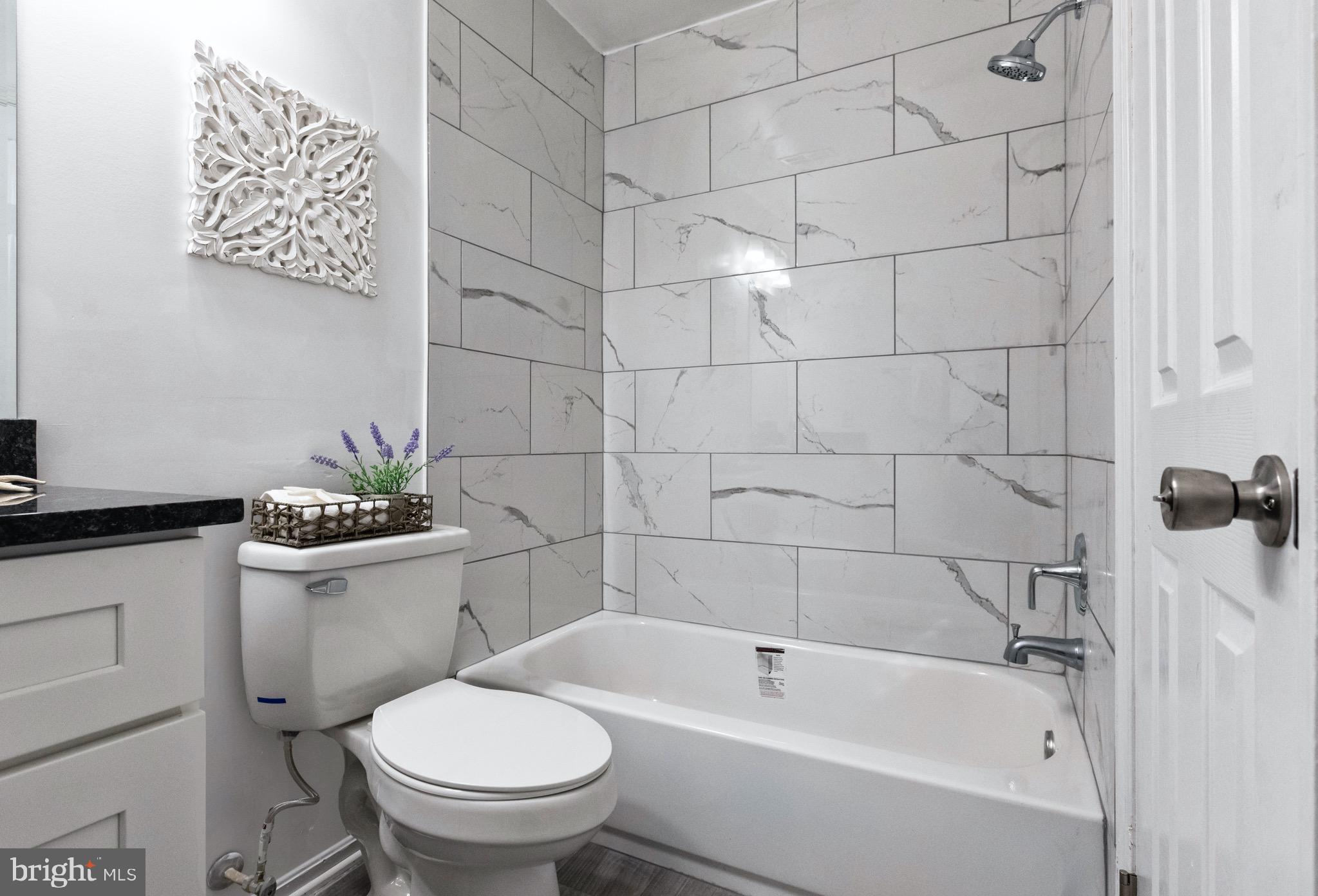 STONINGTON CONDOMINIUMS - Residential Lease