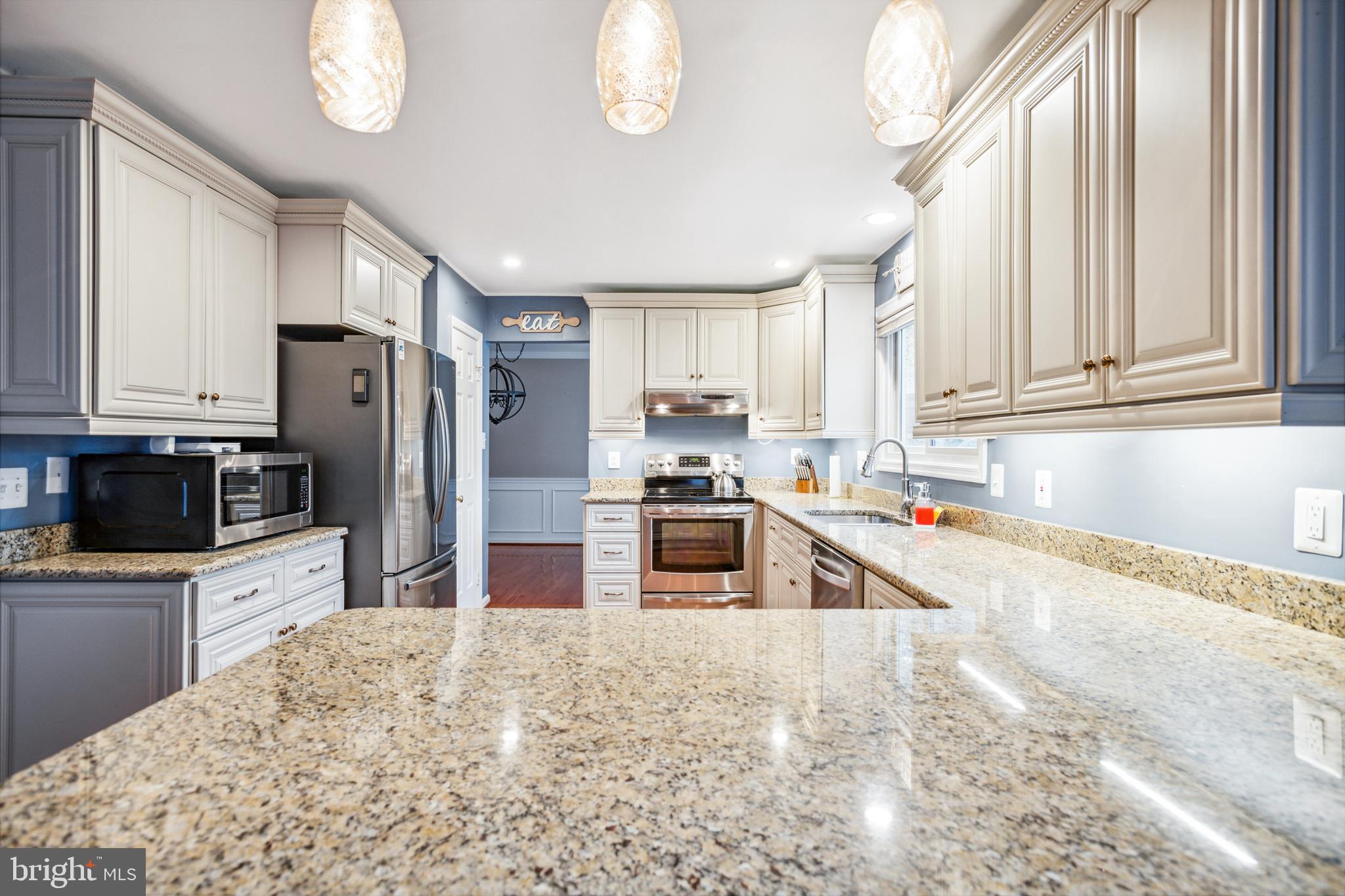 LEE MANOR - Residential Lease