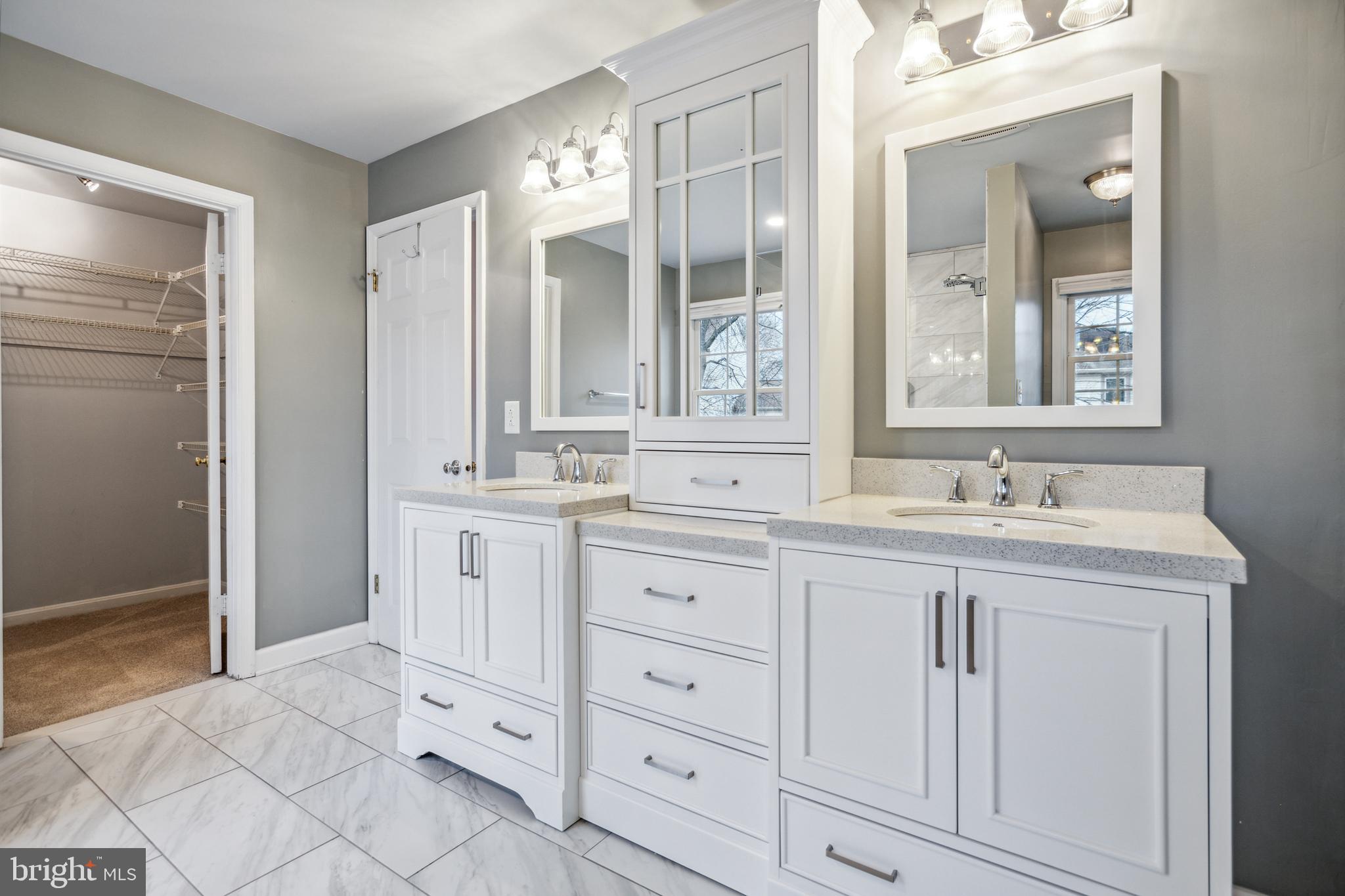 LEE MANOR - Residential Lease