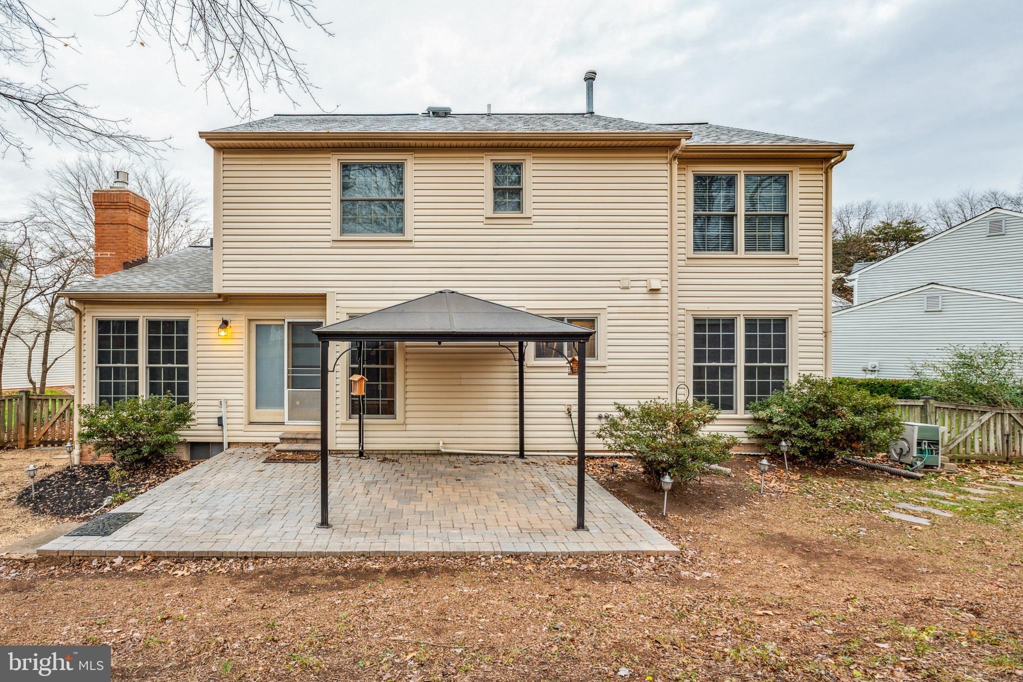 LEE MANOR - Residential Lease