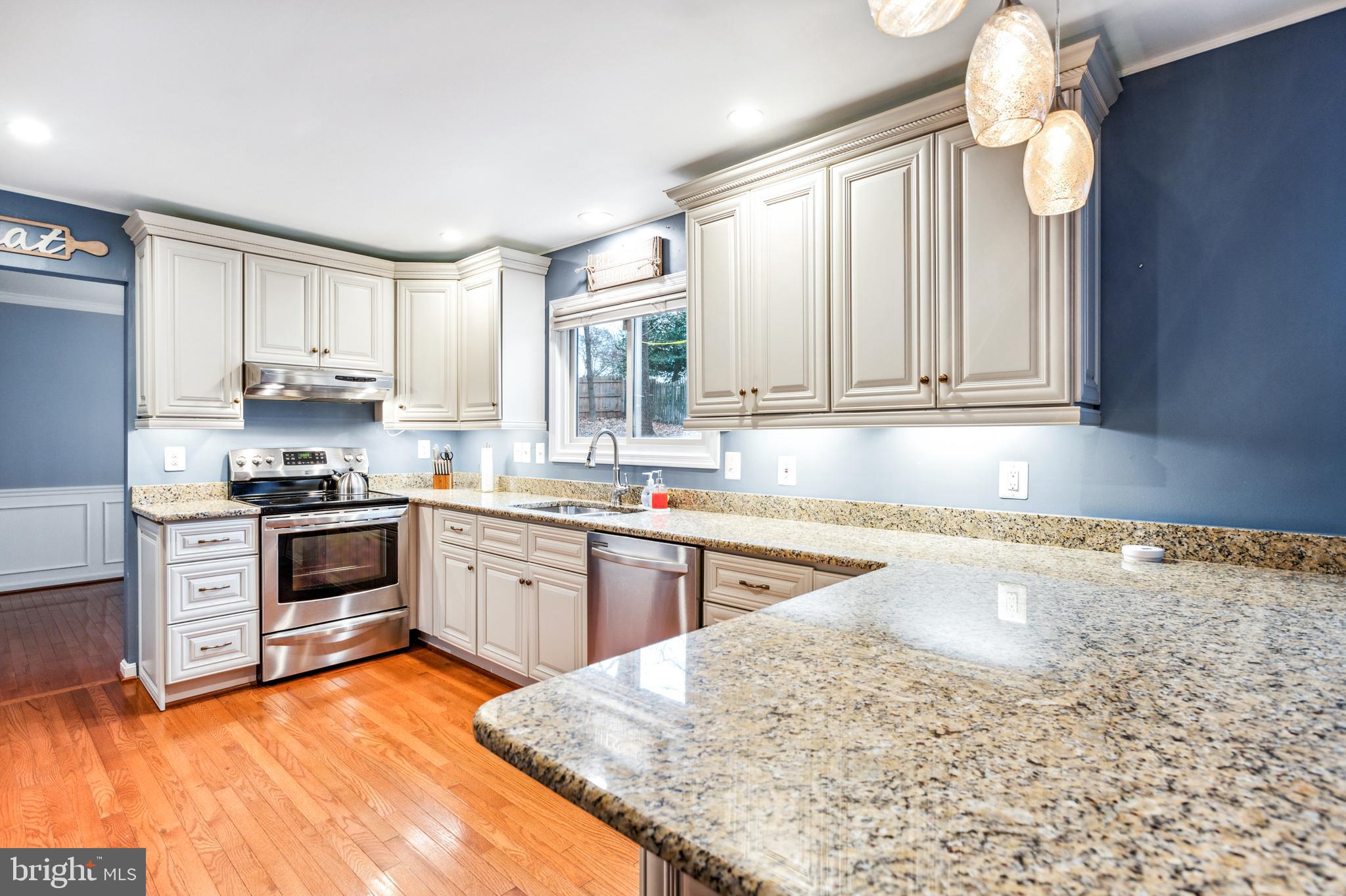 LEE MANOR - Residential Lease