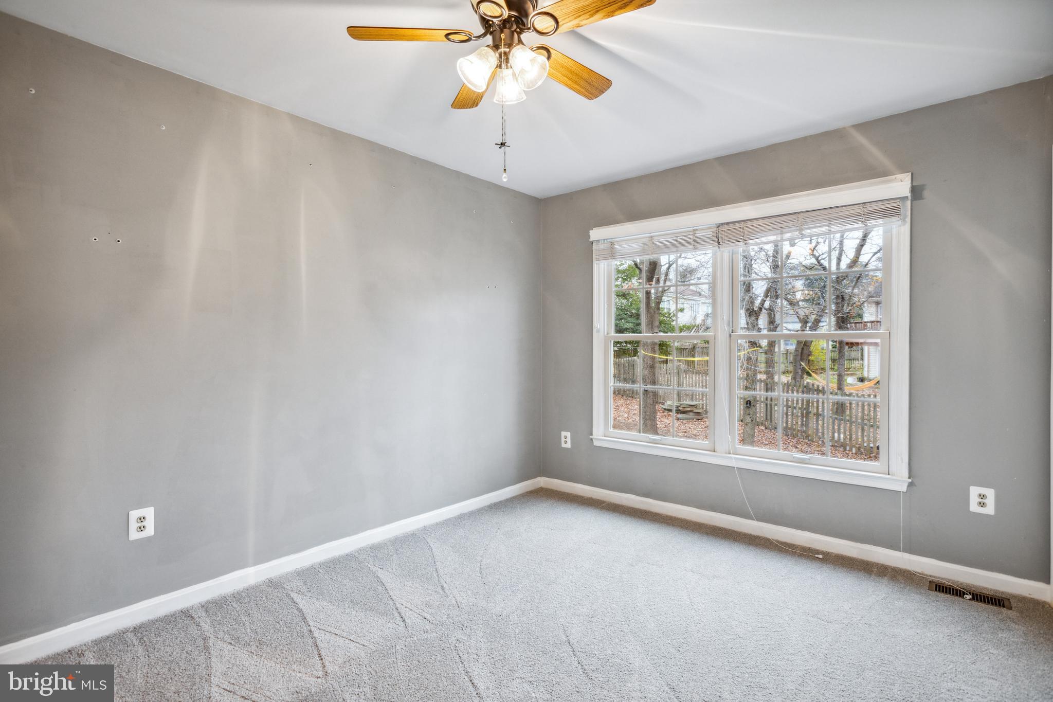 LEE MANOR - Residential Lease