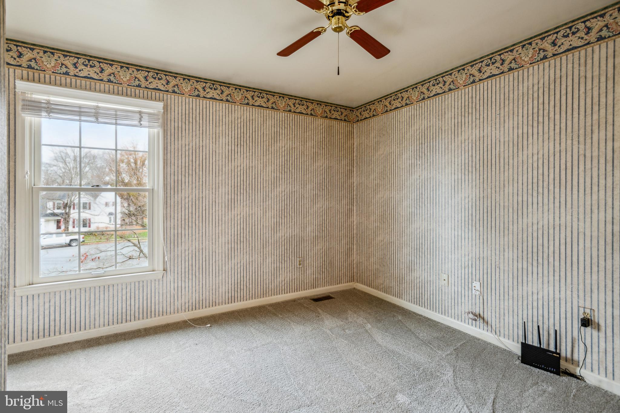 LEE MANOR - Residential Lease