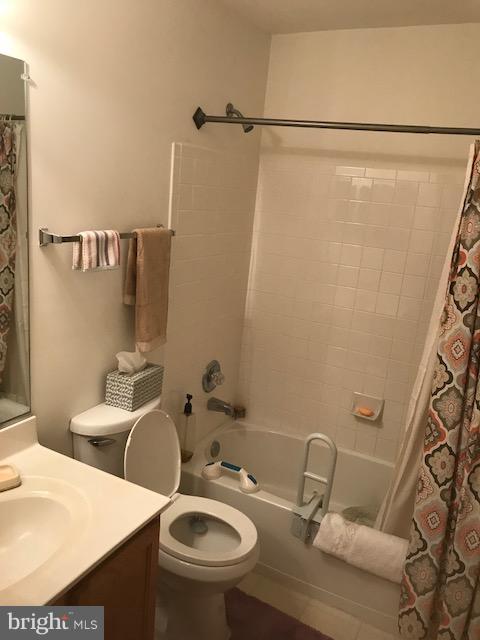 CHARLES CROSSING - Residential