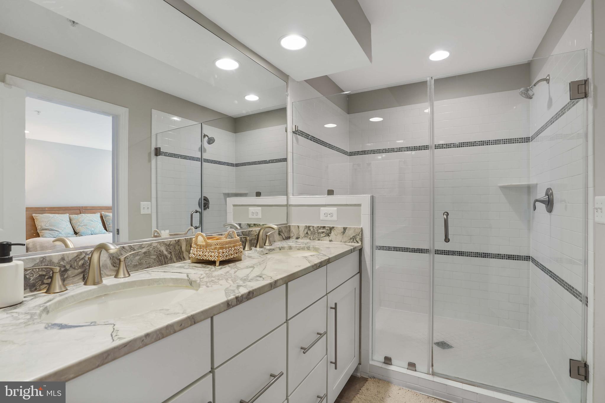 WESTOVER - Residential