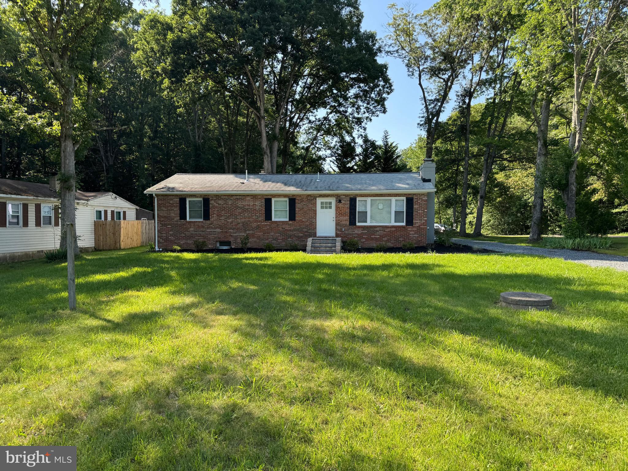 894 MARLBORO ROAD