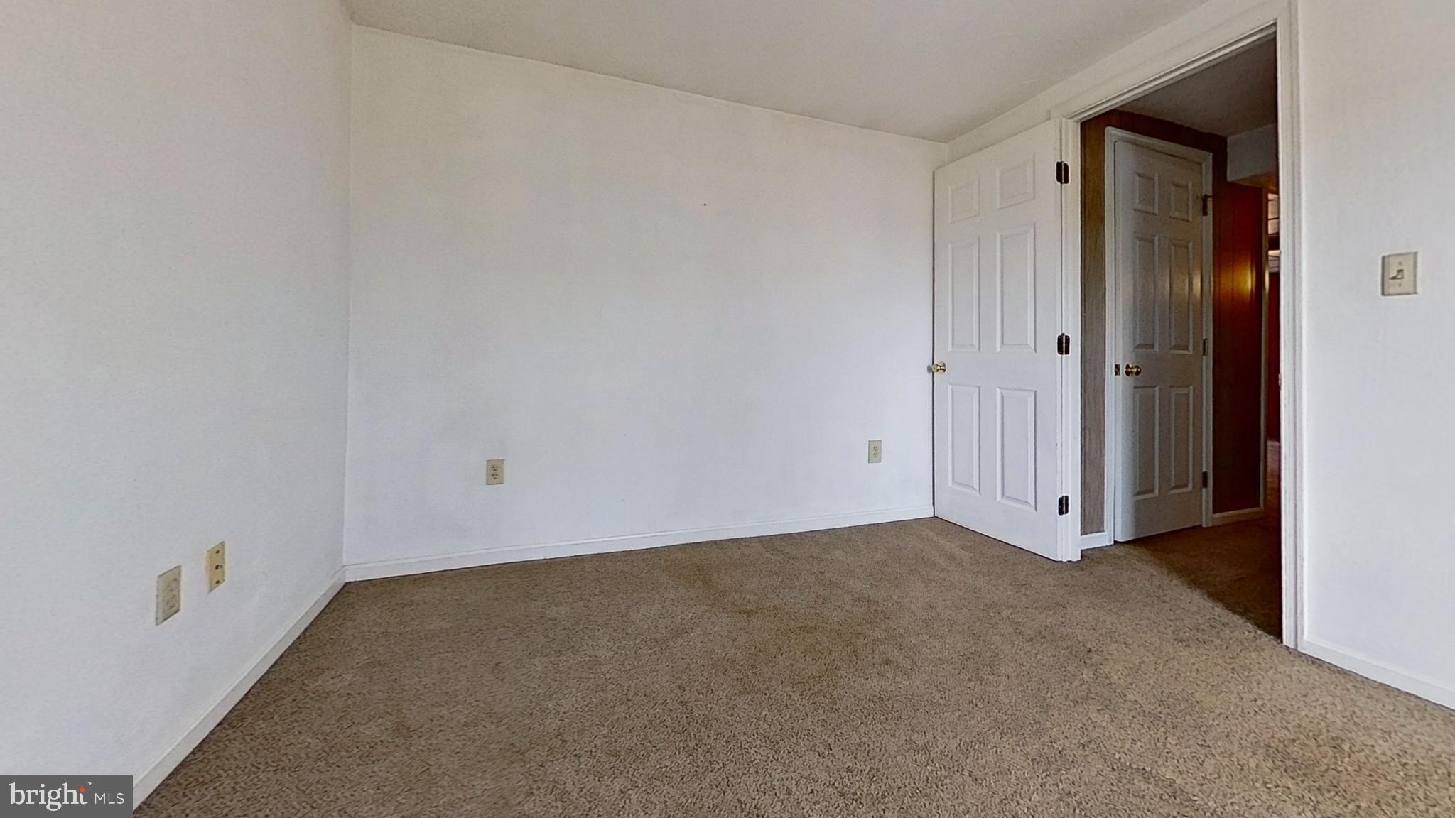 EAST BERLIN - Residential Lease