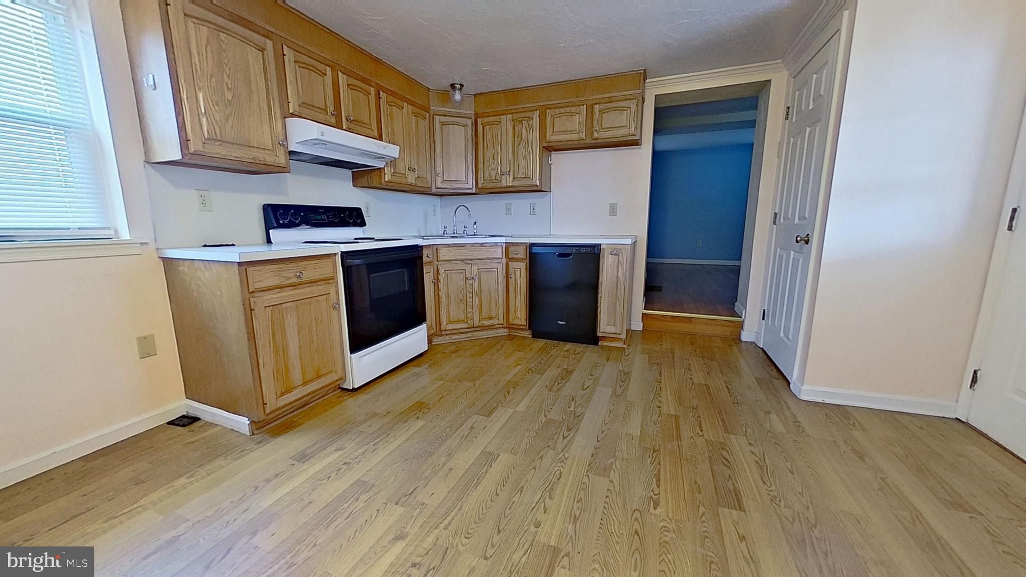 EAST BERLIN - Residential Lease