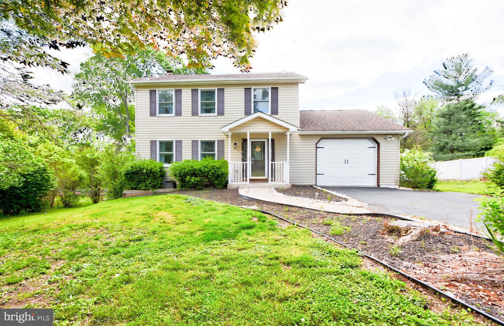 2405 NICKOLES DRIVE