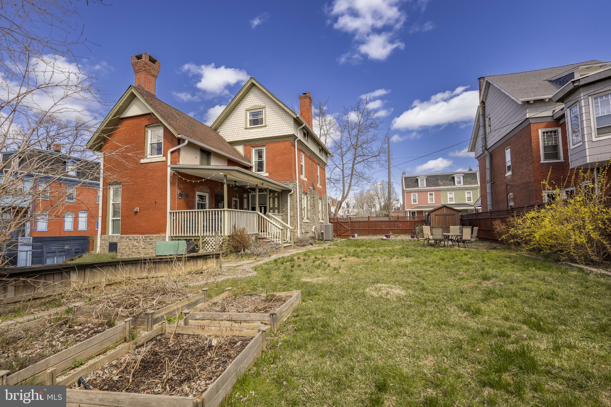 GERMANTOWN (WEST) - Residential