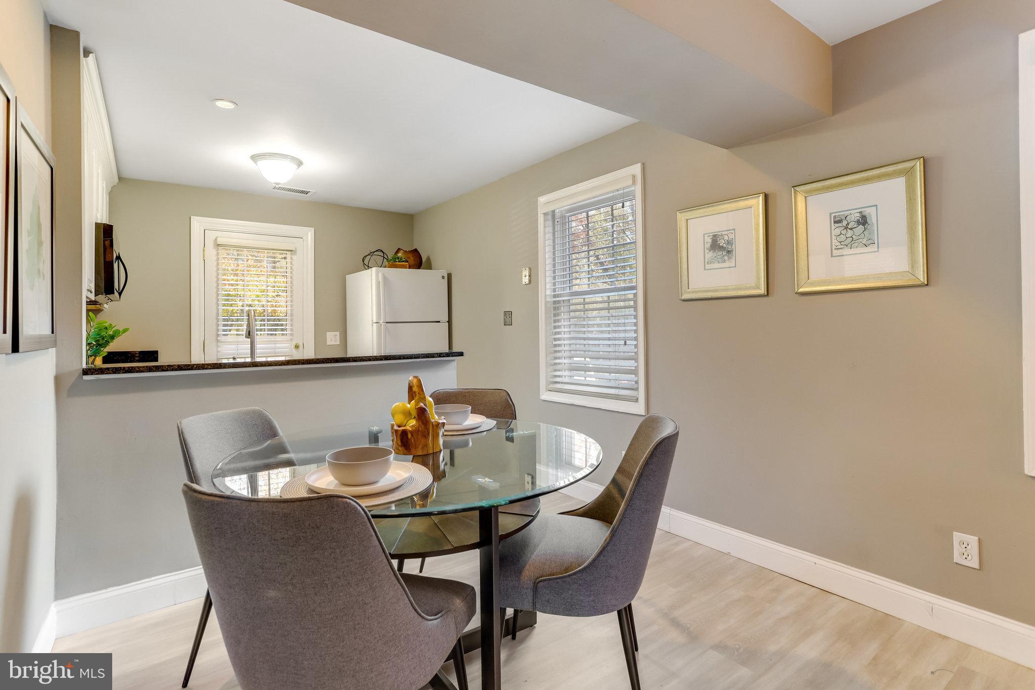 OLD TOWN NORTH - Residential