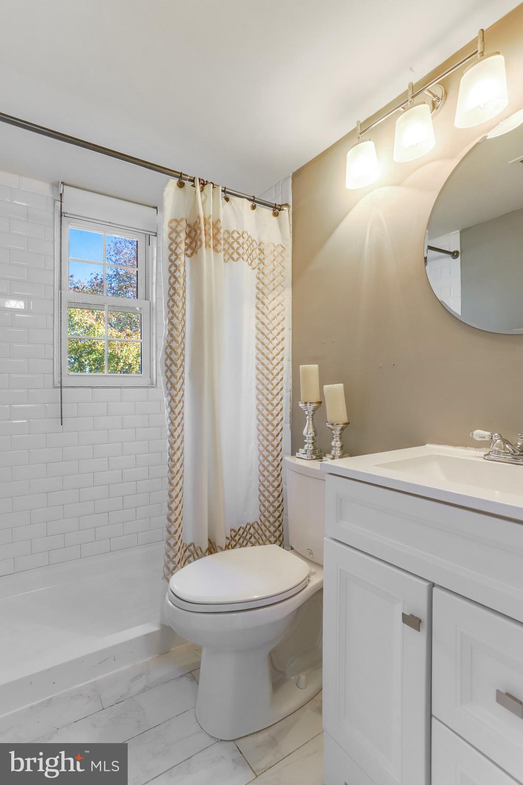 OLD TOWN NORTH - Residential