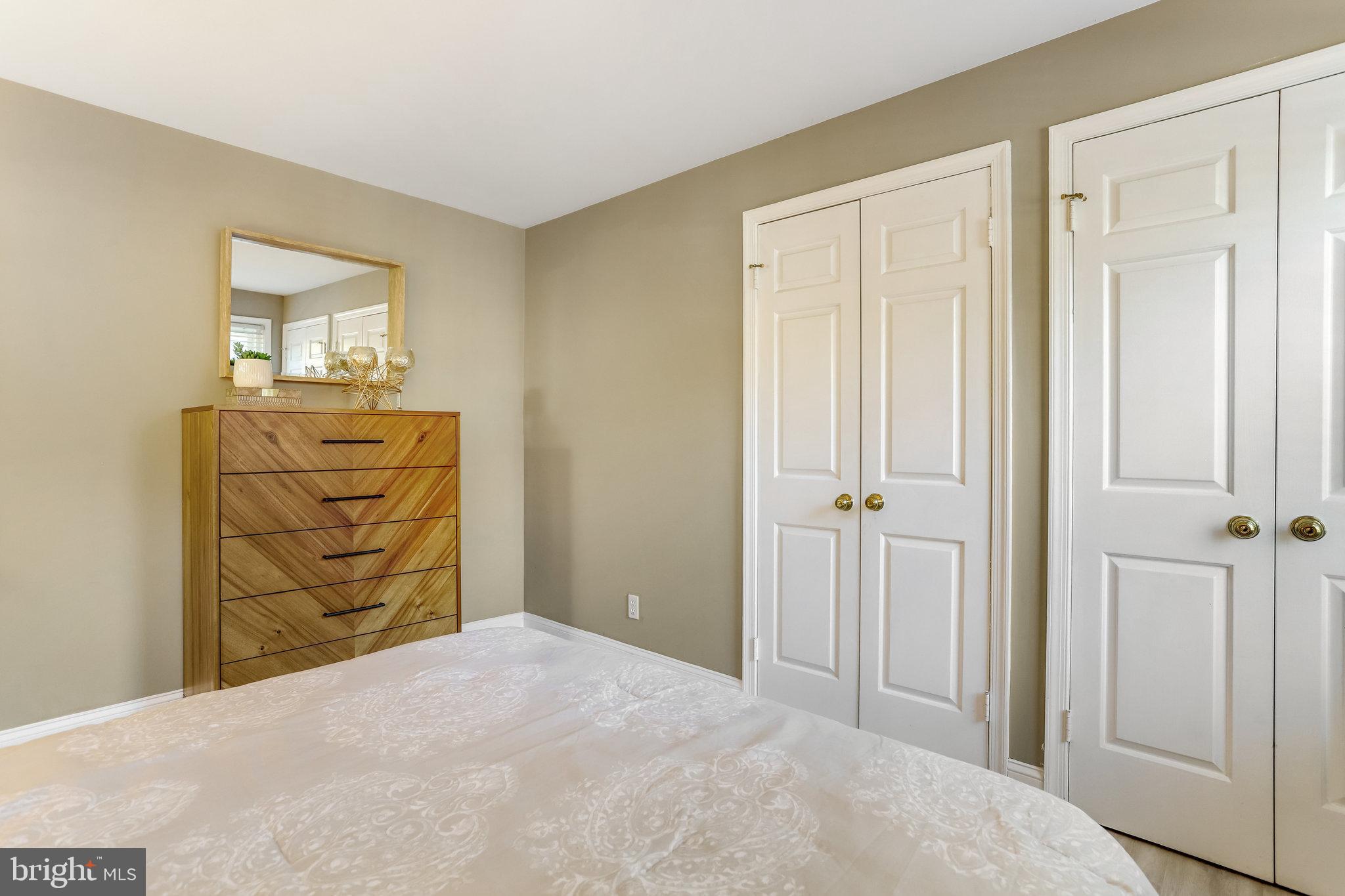 OLD TOWN NORTH - Residential