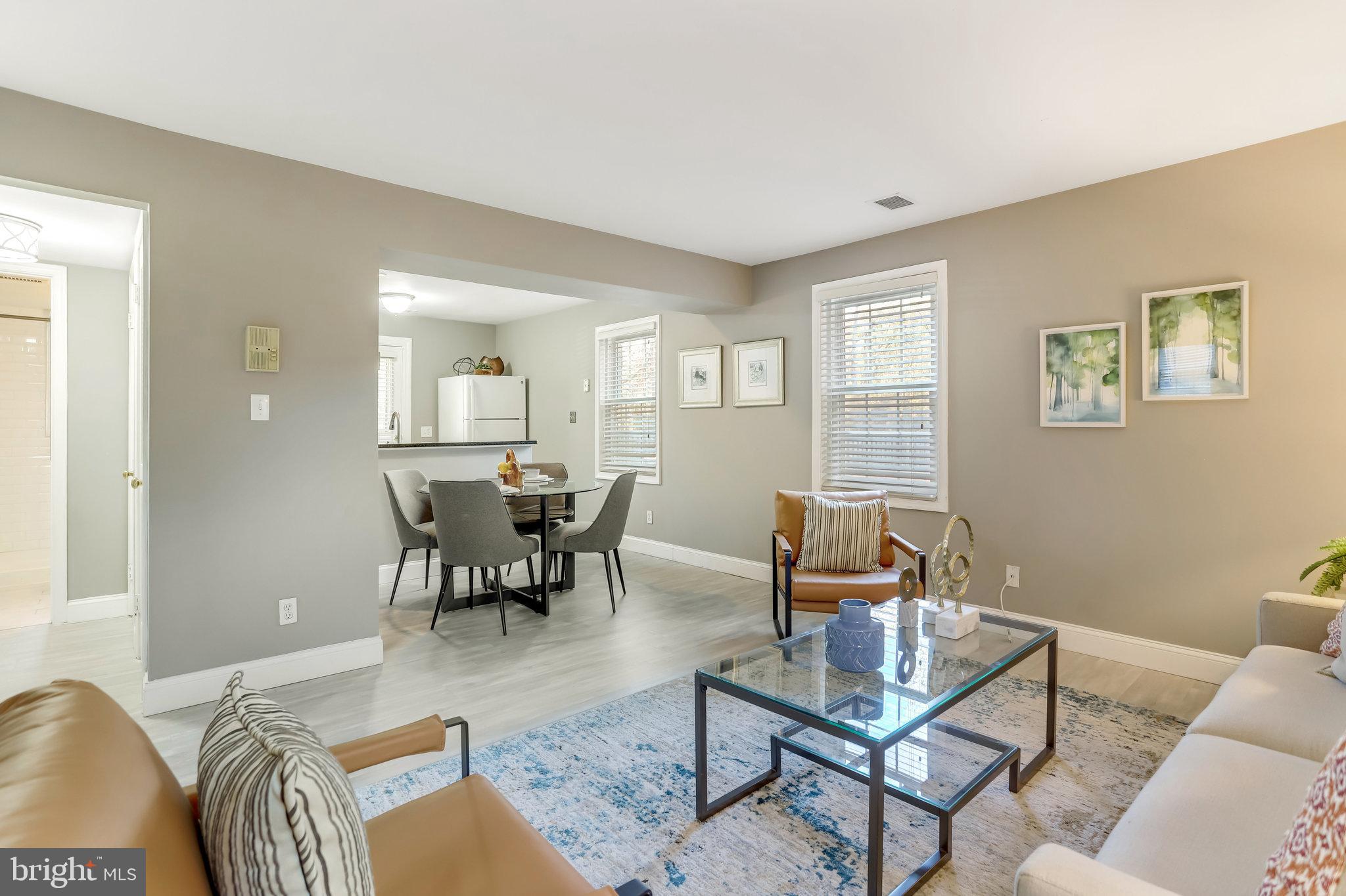 OLD TOWN NORTH - Residential