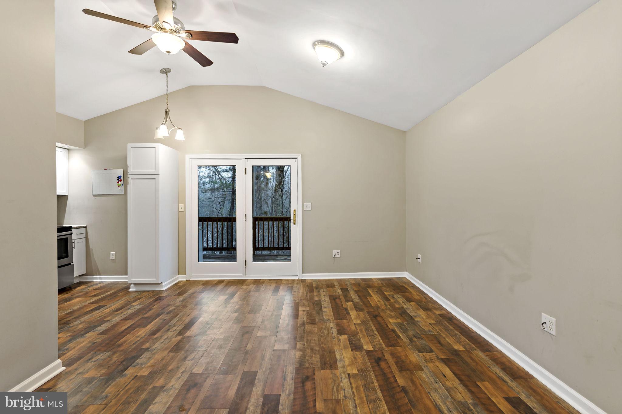 GLENWOOD FOREST - Residential