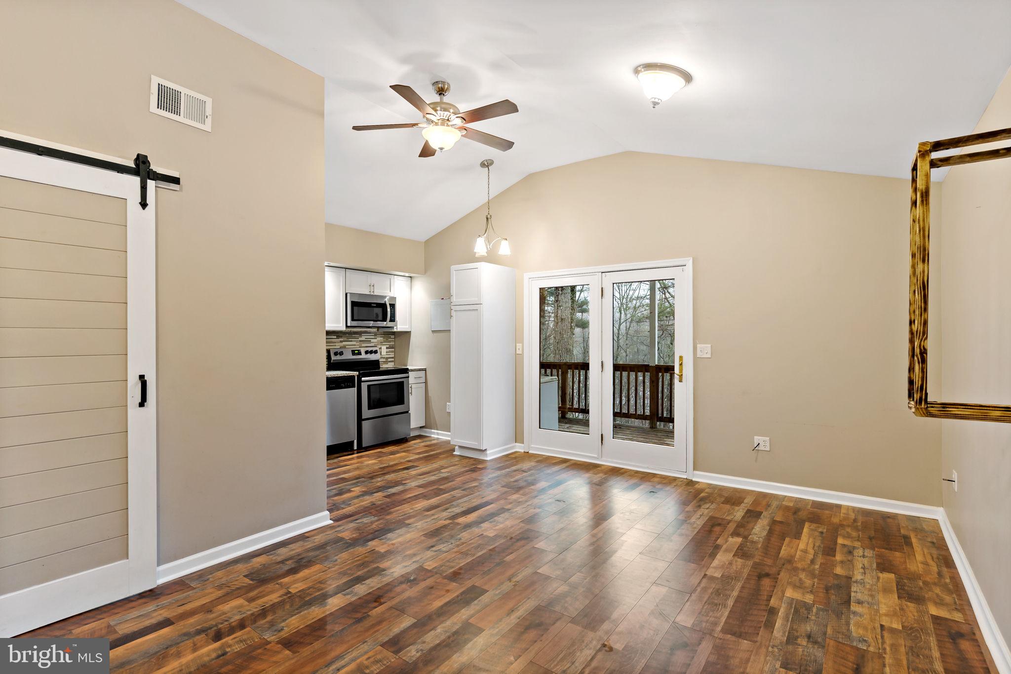 GLENWOOD FOREST - Residential